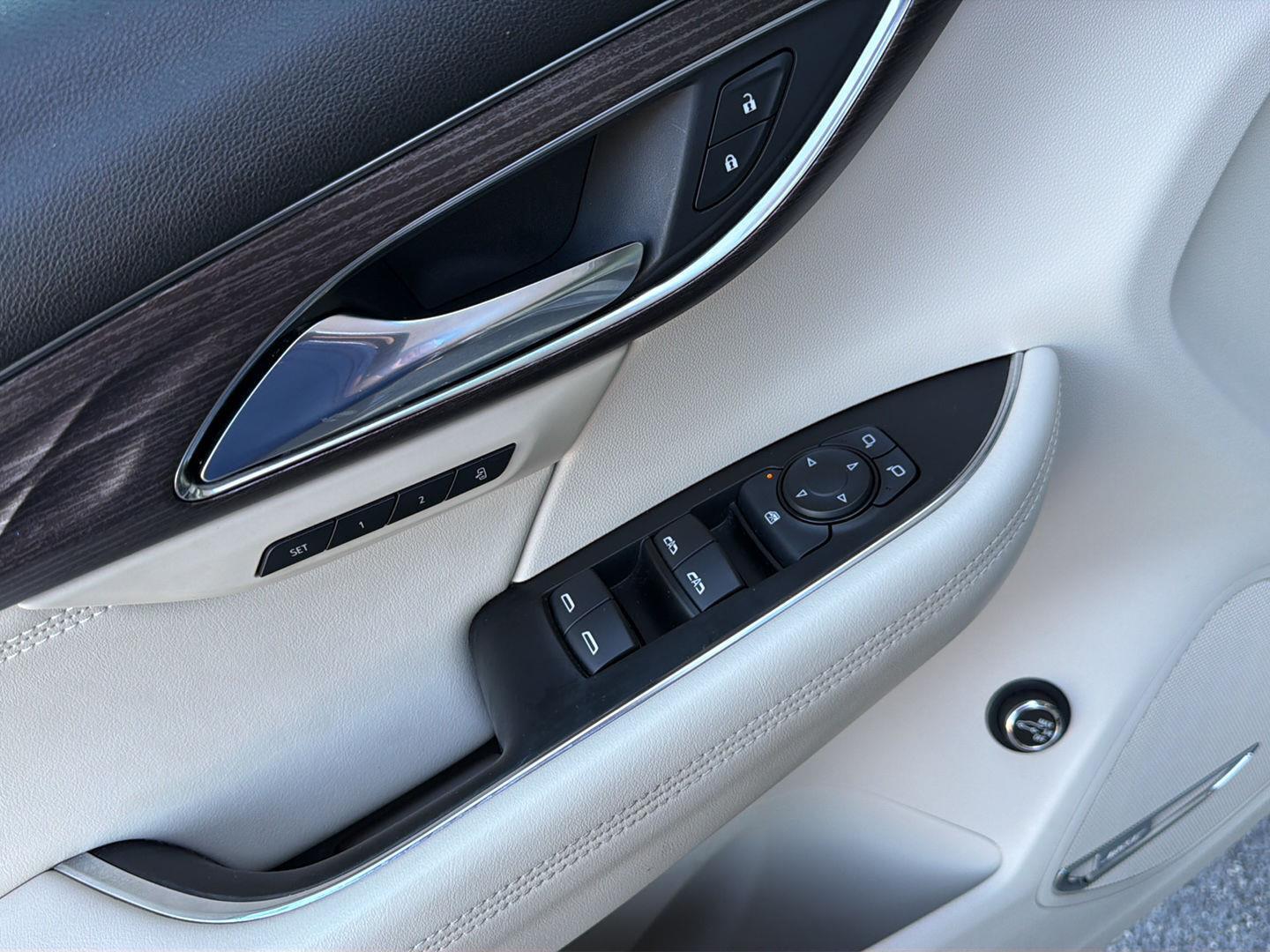 Used 2022 Buick Envision SUV