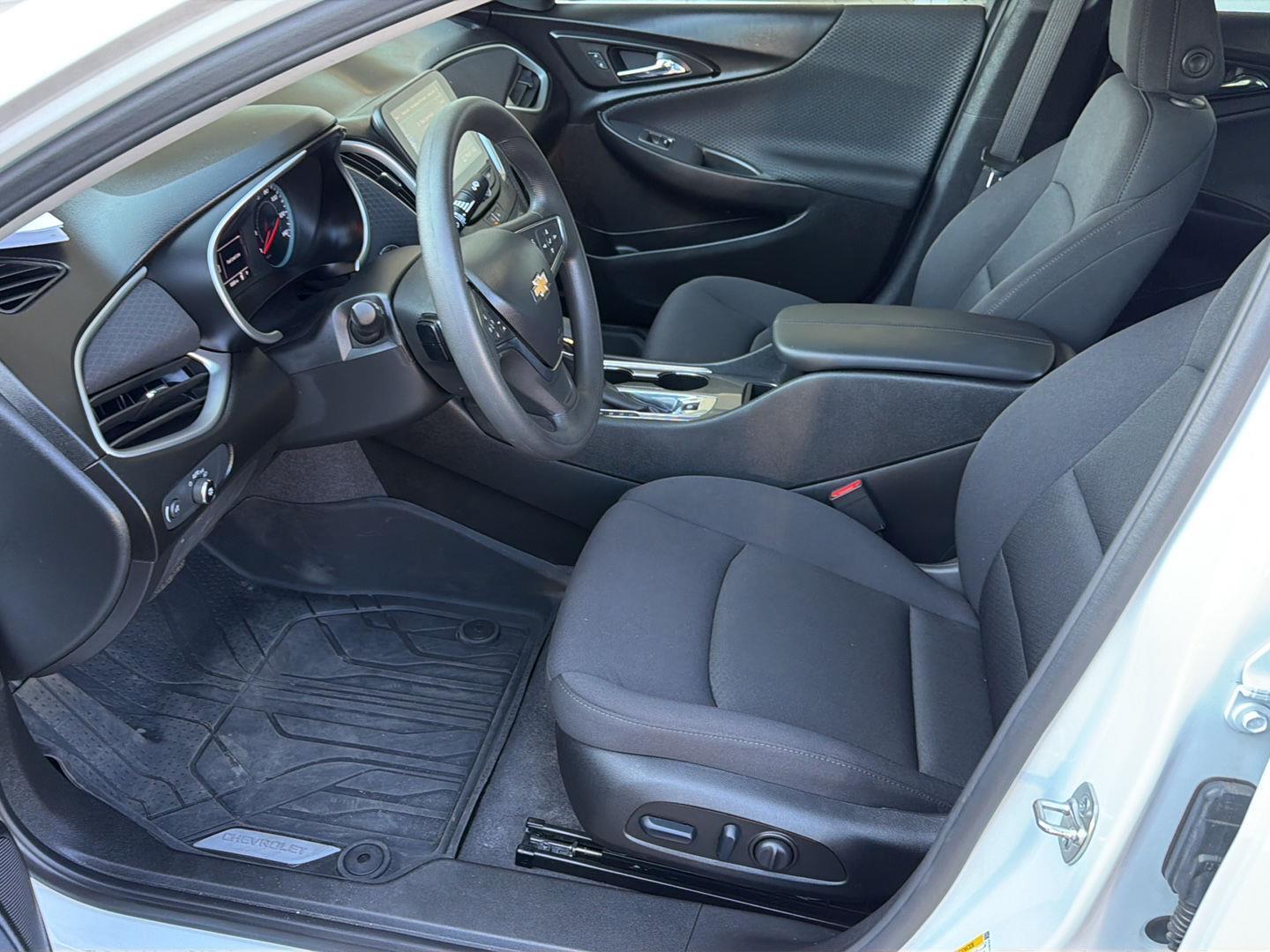 Used 2024 Chevrolet Malibu Sedan