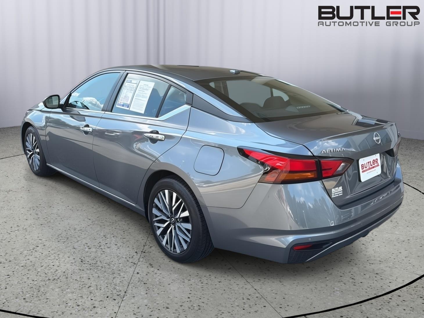 Used 2025 Nissan Altima Sedan