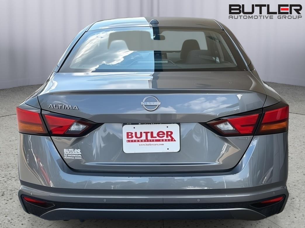 Used 2025 Nissan Altima Sedan