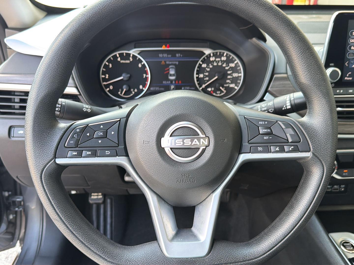 Used 2025 Nissan Altima Sedan