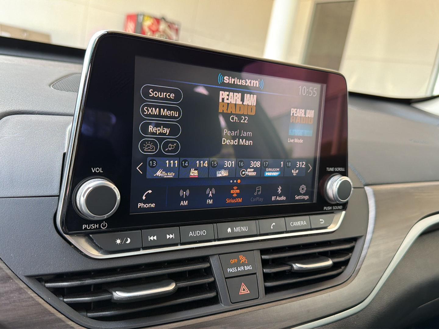 Used 2025 Nissan Altima Sedan