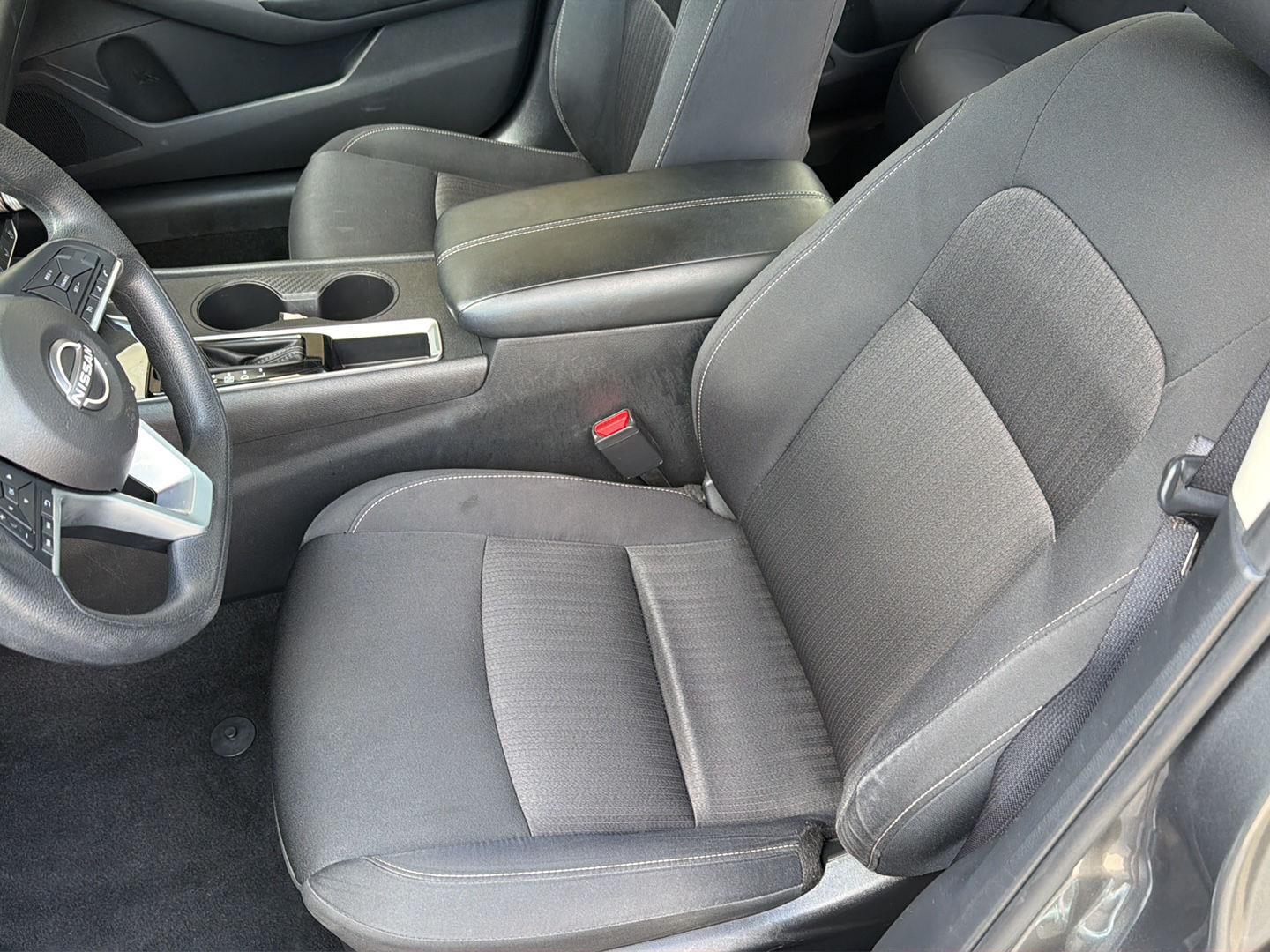 Used 2025 Nissan Altima Sedan