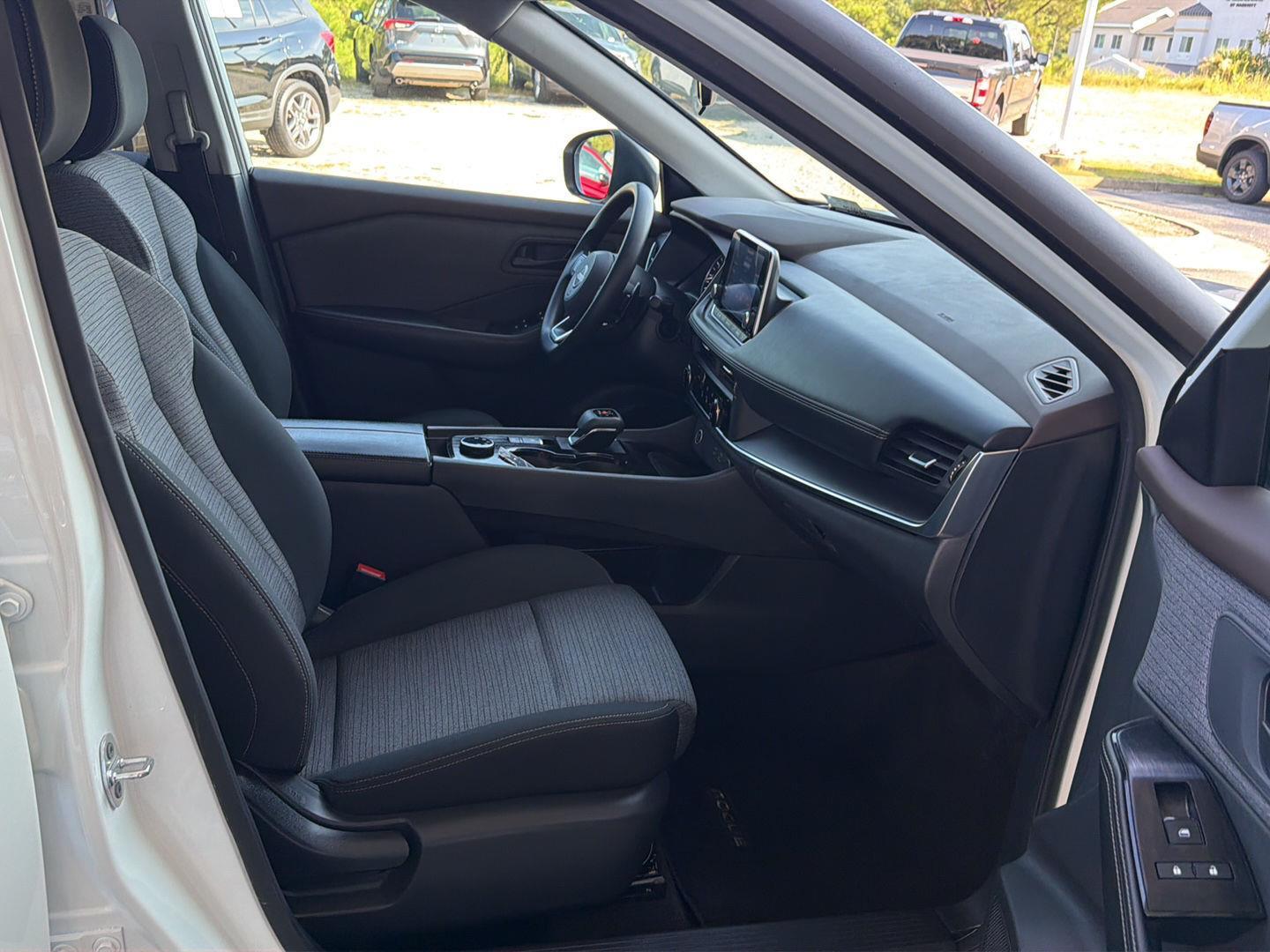 Used 2022 Nissan Rogue SUV