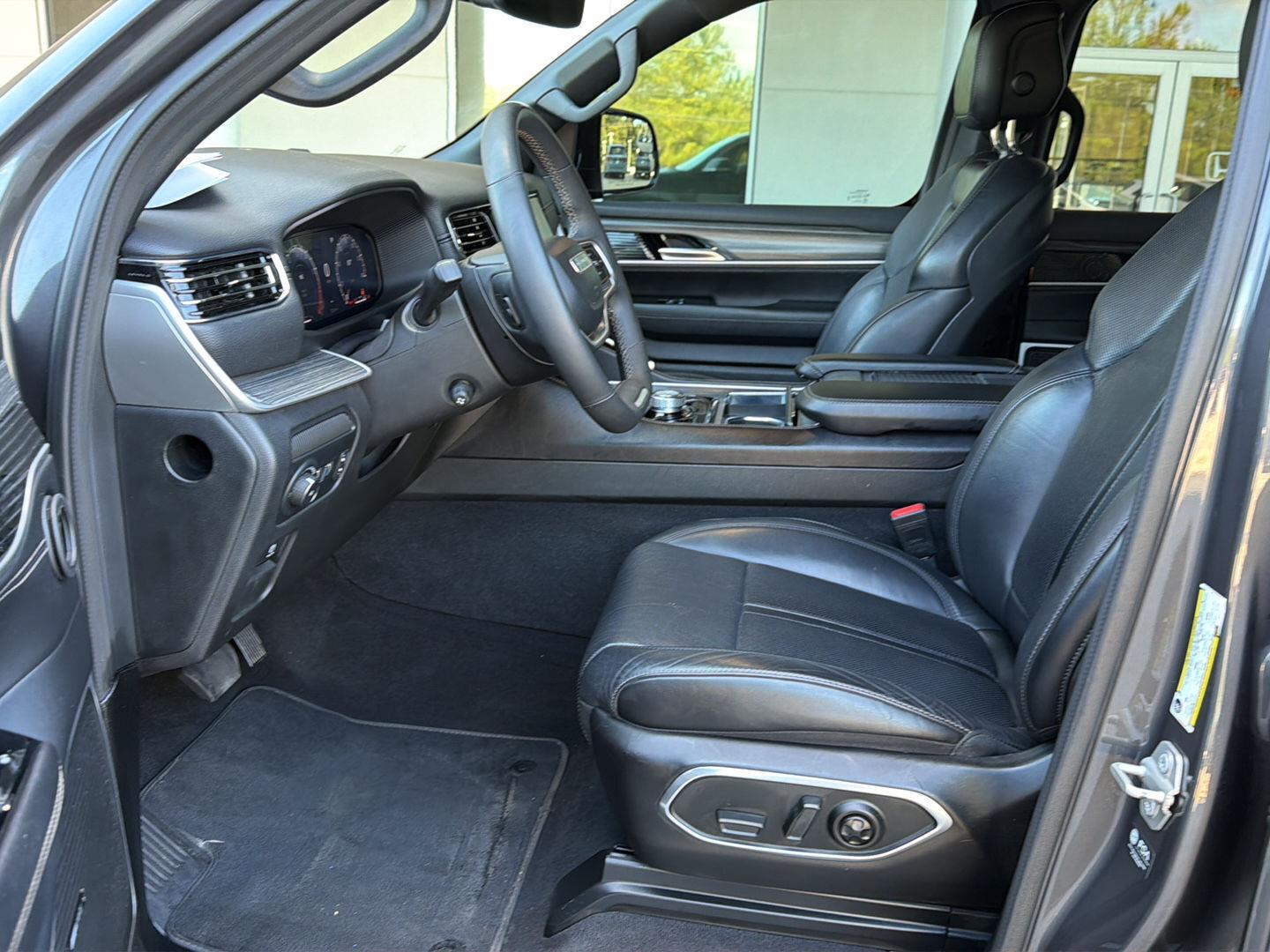 Used 2024 Jeep Wagoneer SUV