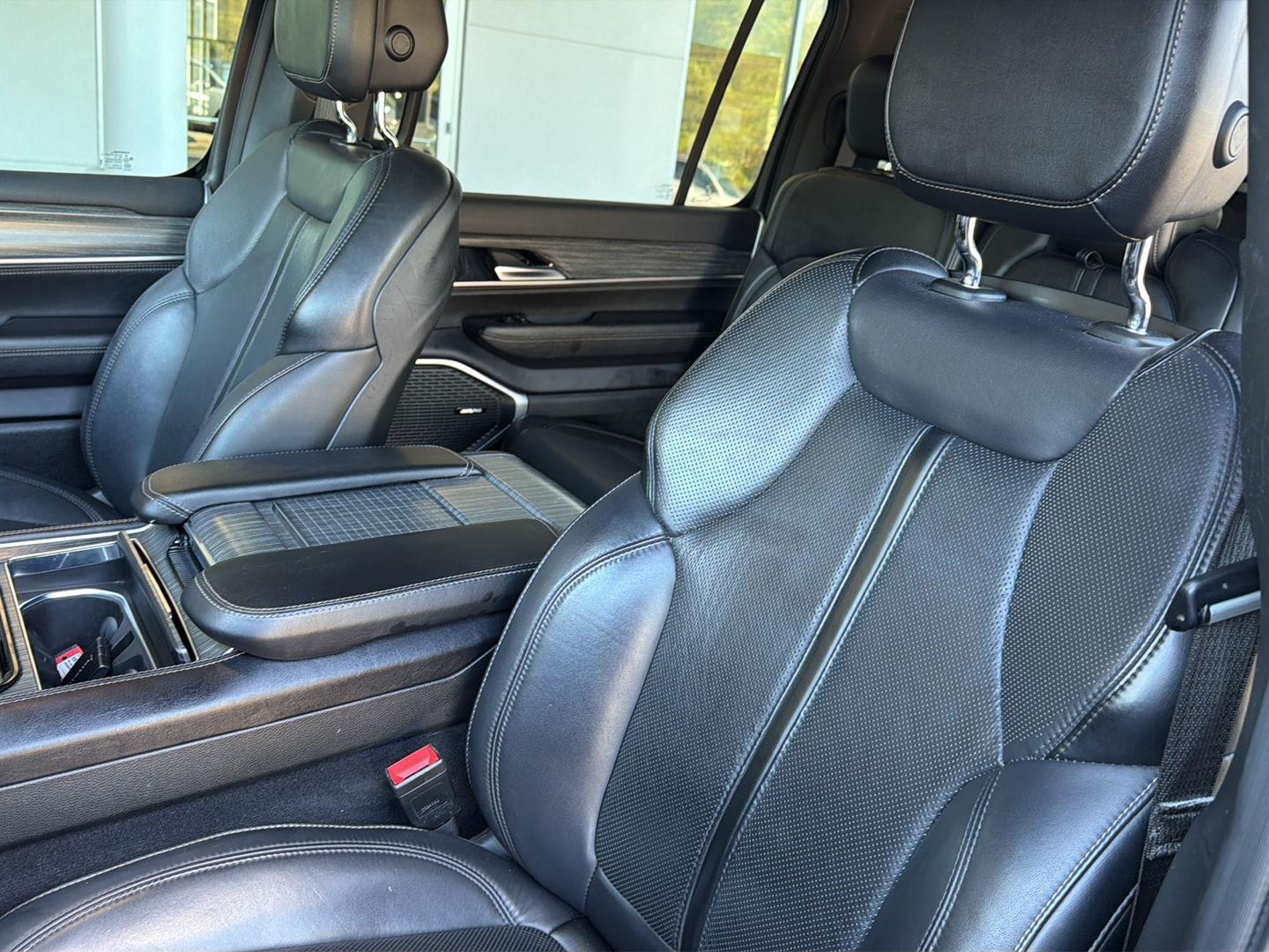 Used 2024 Jeep Wagoneer SUV