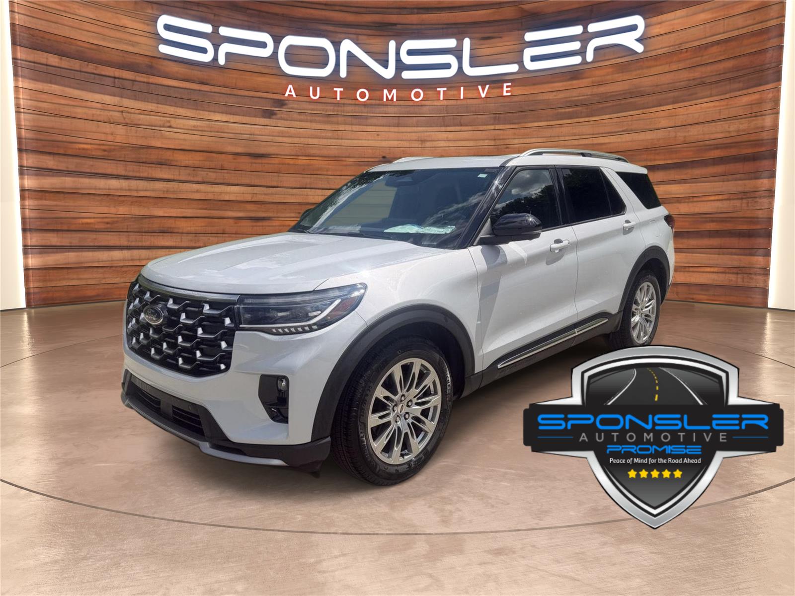 Space White 2026 Ford Explorer SUV / Crossover Rear-Wheel Drive Automatic
