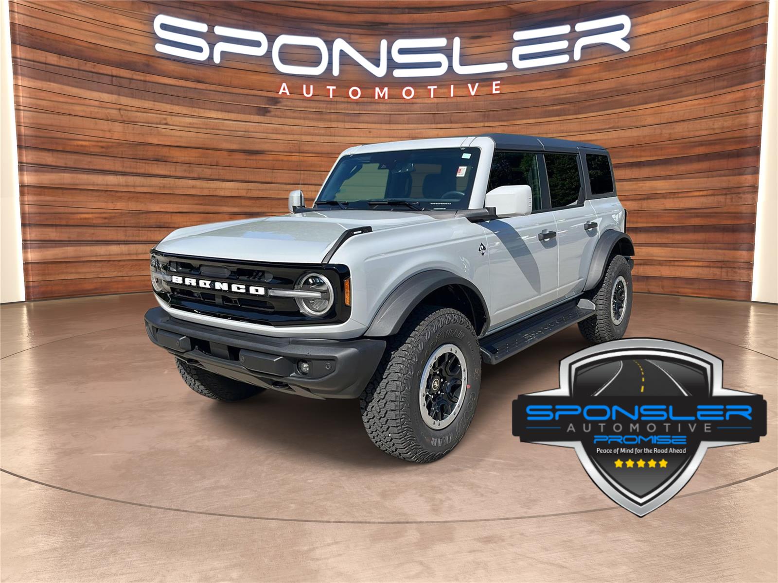 Avalanche Gray 2026 Ford Bronco SUV / Crossover Four-Wheel Drive Automatic