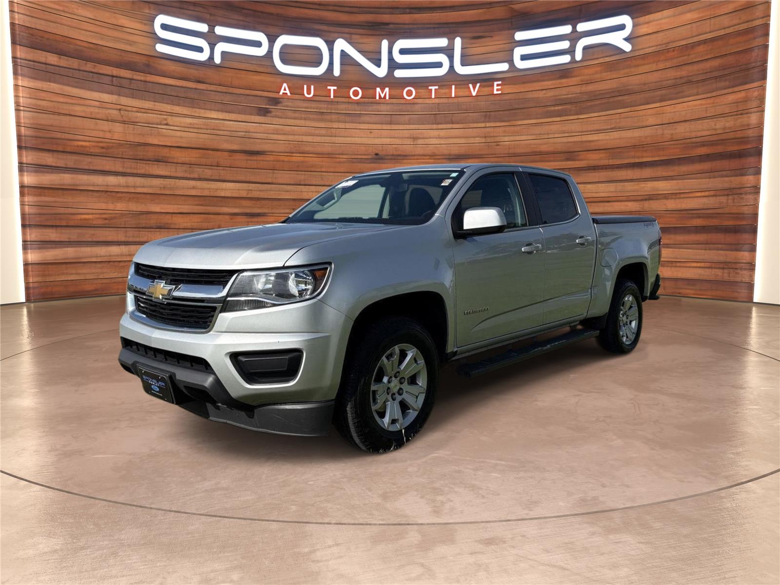 Silver Ice Metallic 2019 Chevrolet Colorado Pickup Truck Four-Wheel Drive 8-Speed Automatic