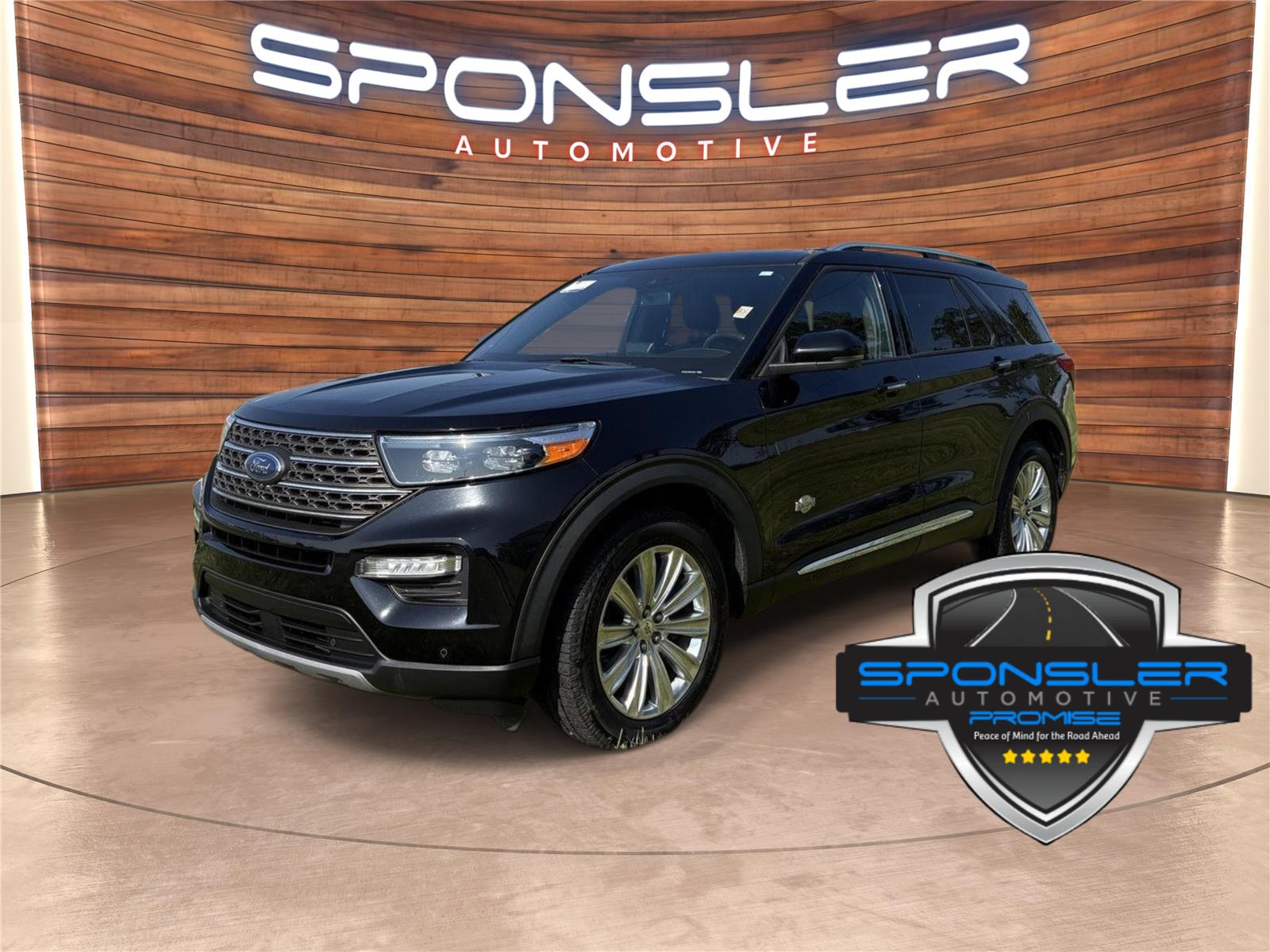  2022 Ford Explorer King Ranch AWD   