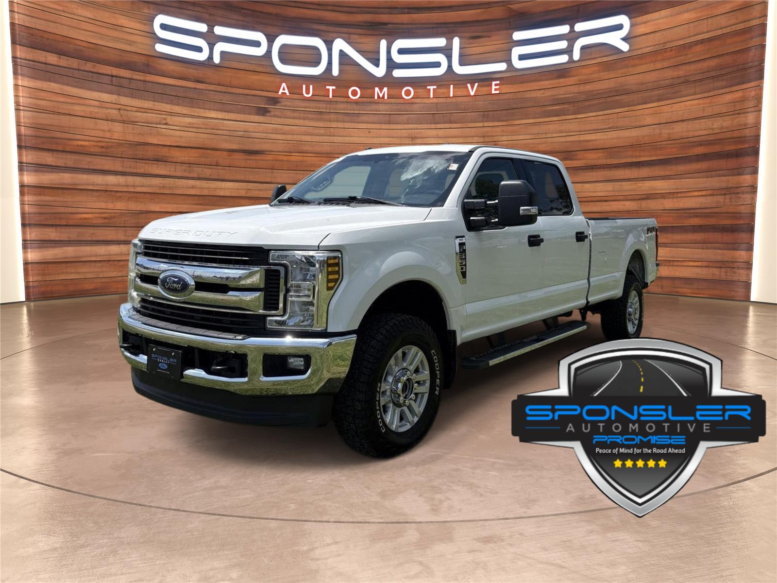 Oxford White 2018 Ford F-350 Super Duty Pickup Truck Four-Wheel Drive 6-Speed Automatic
