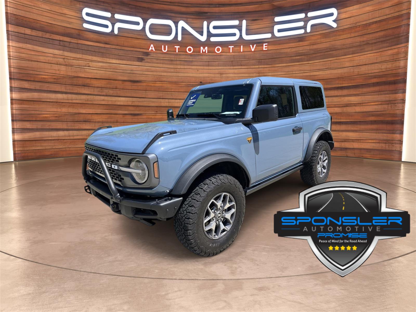 Blue (Azure Gray Metallic Tri-Coat) 2025 Ford Bronco SUV / Crossover Four-Wheel Drive 7-Speed Manual