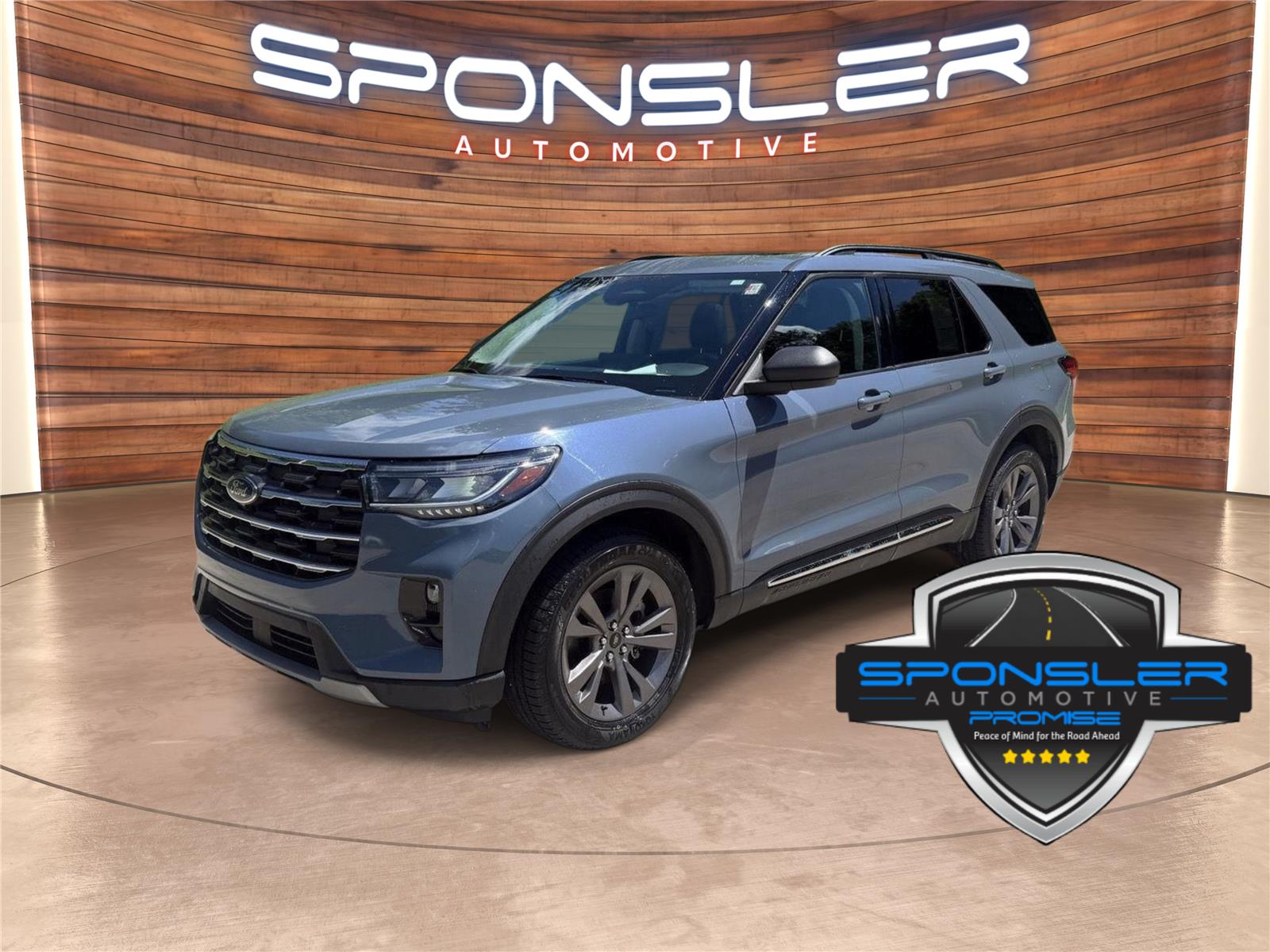 2025 Ford Explorer Active AWD