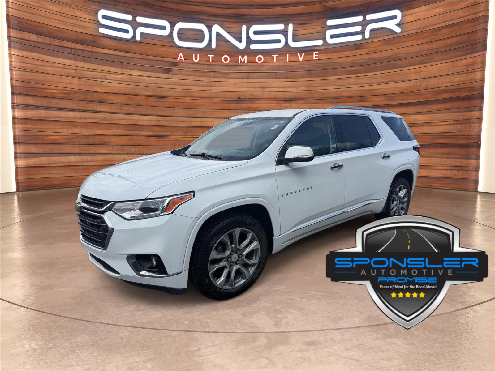 Summit White 2021 Chevrolet Traverse SUV / Crossover Four-Wheel Drive 9-Speed Automatic