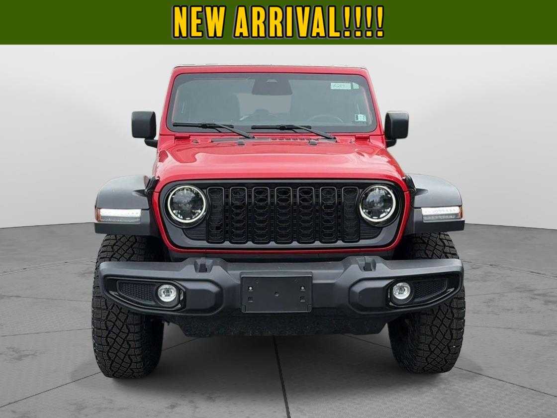Firecracker Red Clearcoat 2025 Jeep Wrangler SUV / Crossover Four-Wheel Drive 8-Speed Automatic