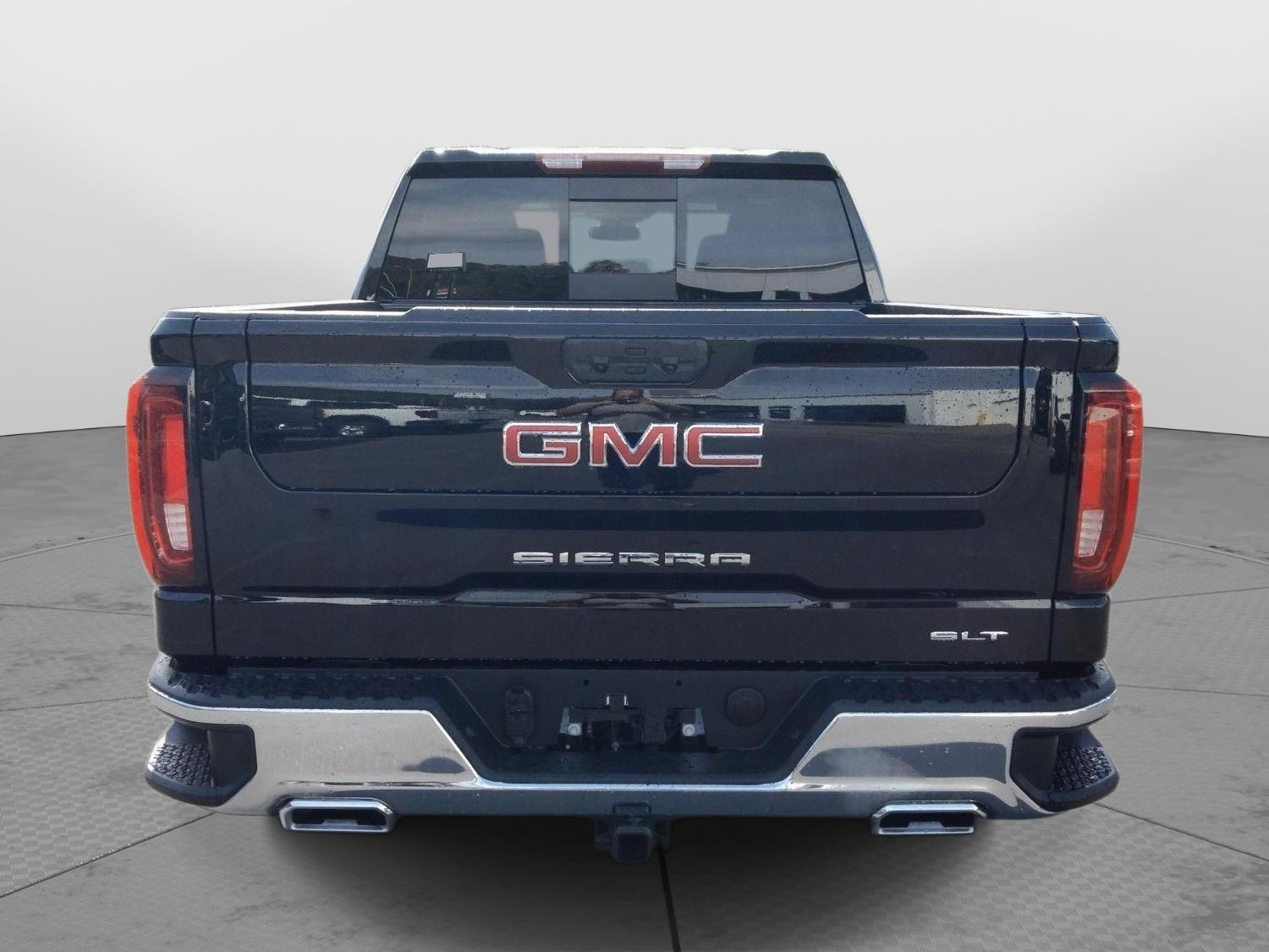 2026 GMC Sierra 1500 SLT - 6