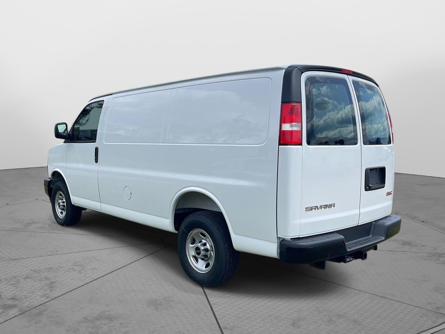 2026 GMC Savana Cargo Van 2500 CARGO VAN - 3