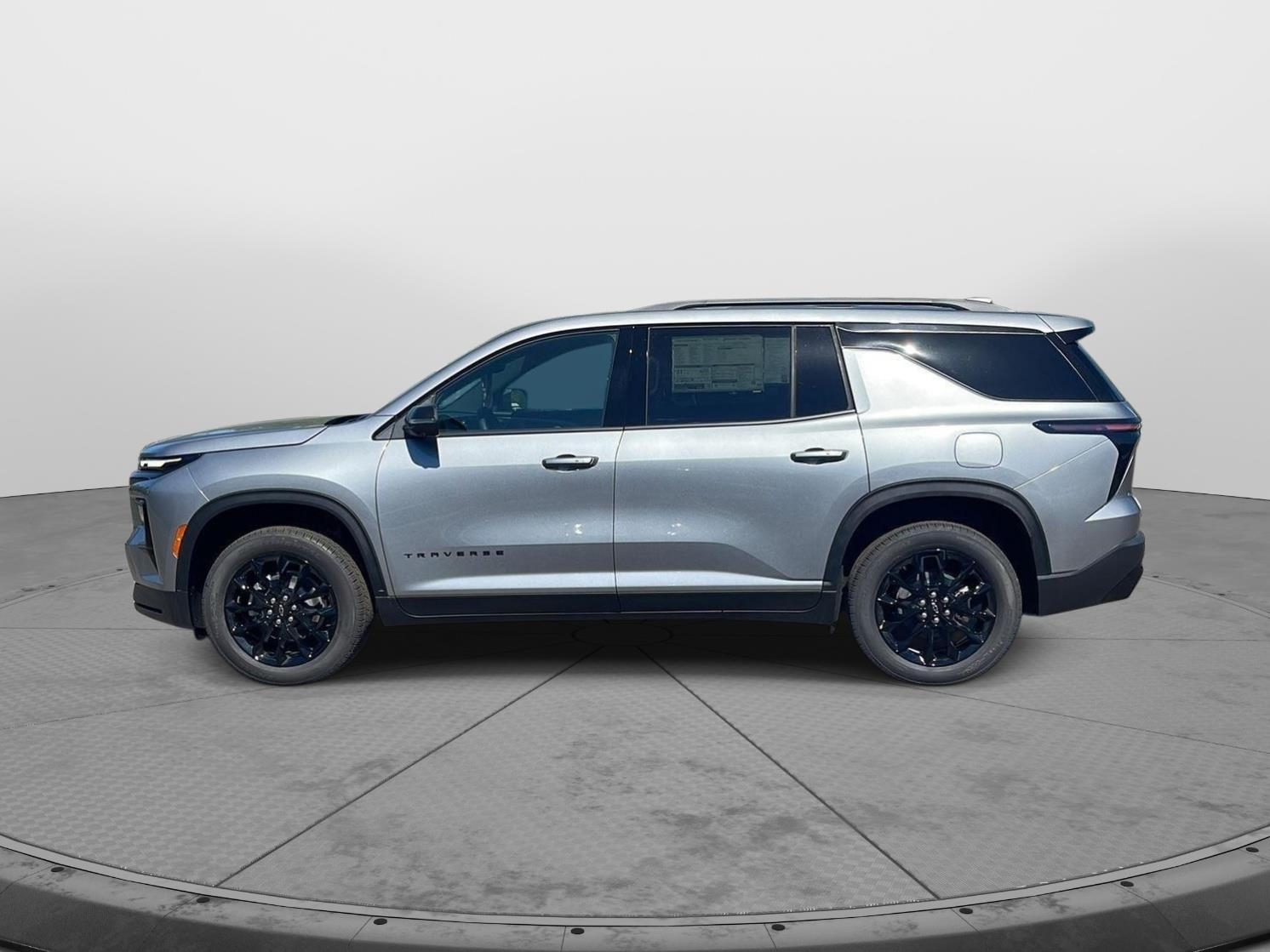 2026 Chevrolet Traverse AWD LT - 3