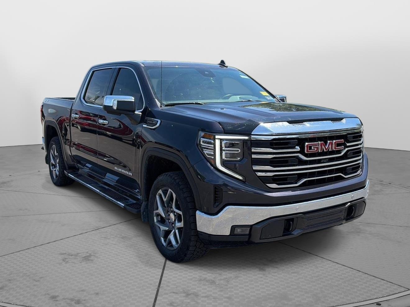 2022 GMC Sierra 1500 SLT - 3