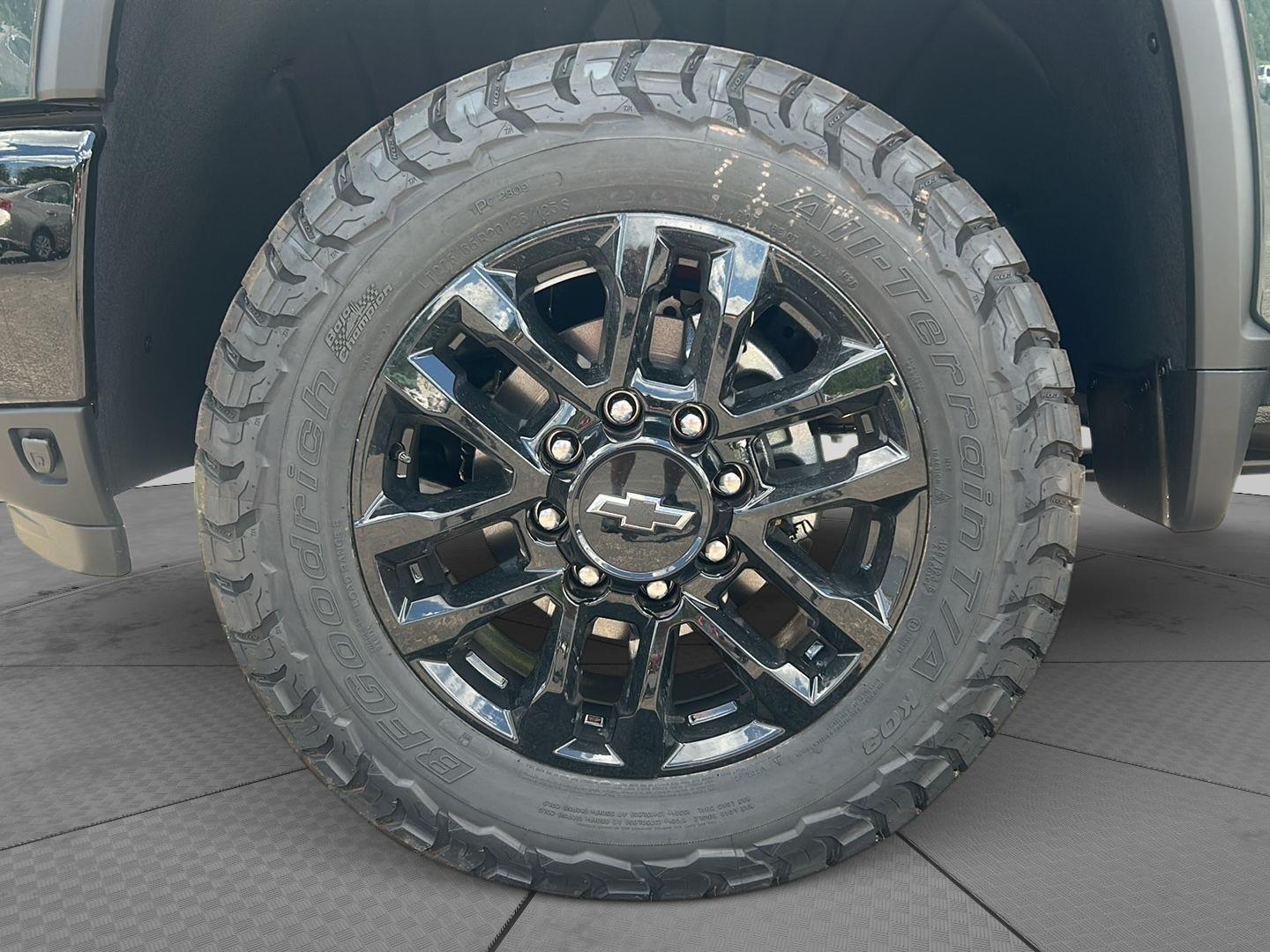 2026 Chevrolet Silverado 2500HD LT - 3