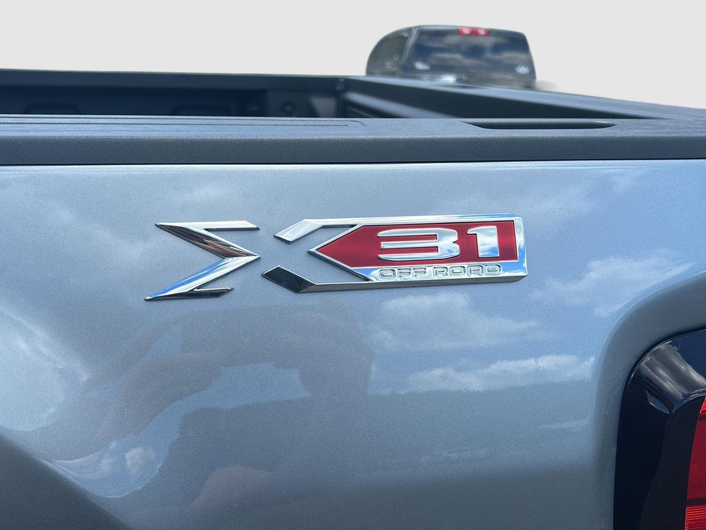 2026 GMC Sierra 2500HD SLE - 11