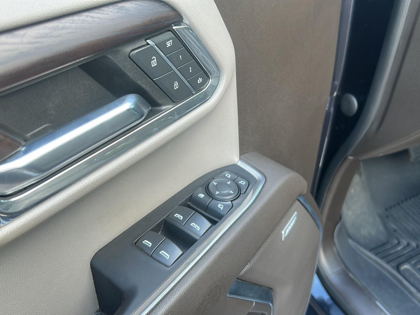 2022 GMC Sierra 1500 SLT - 11