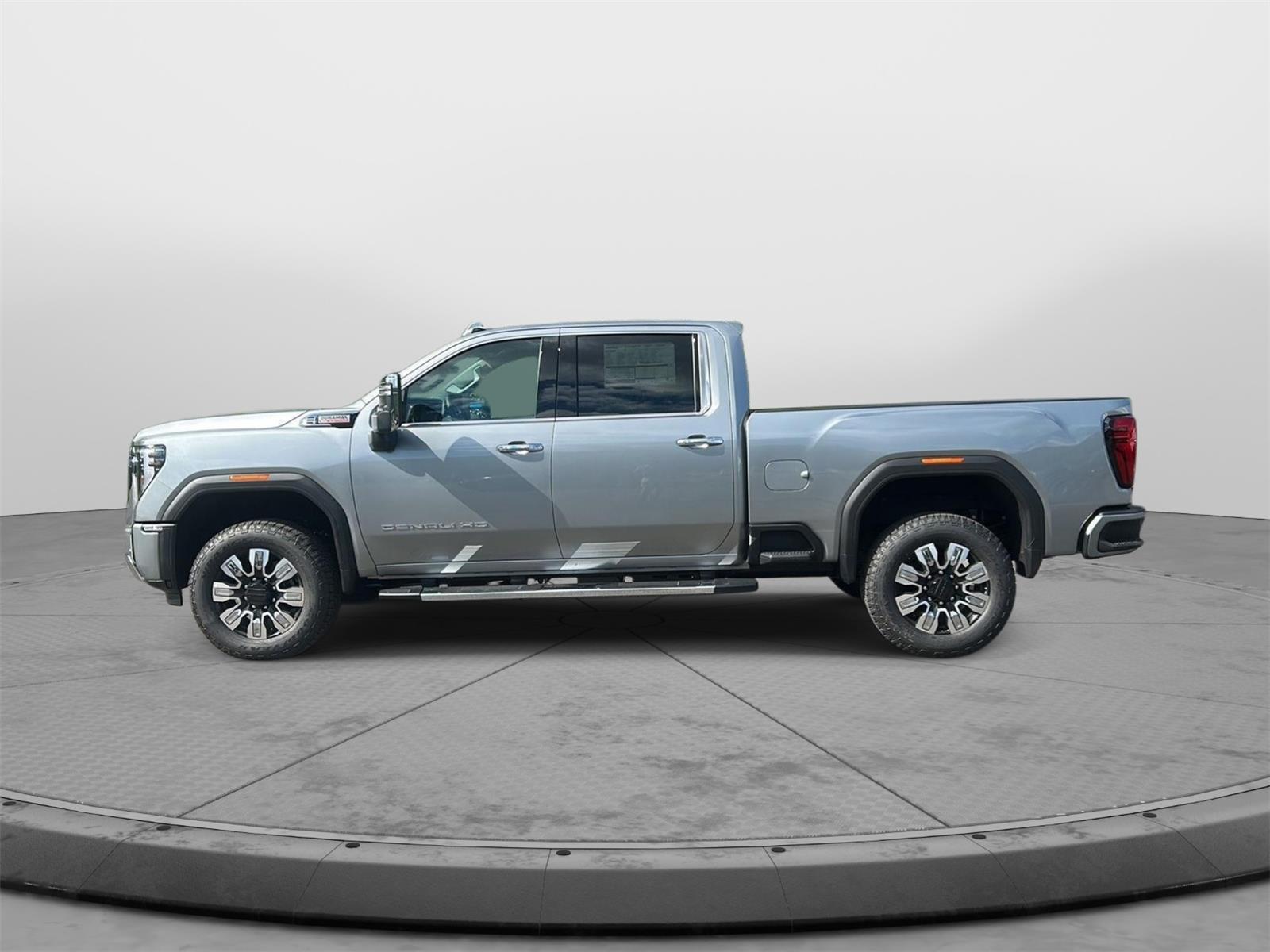 2026 GMC Sierra 2500HD Denali - 2