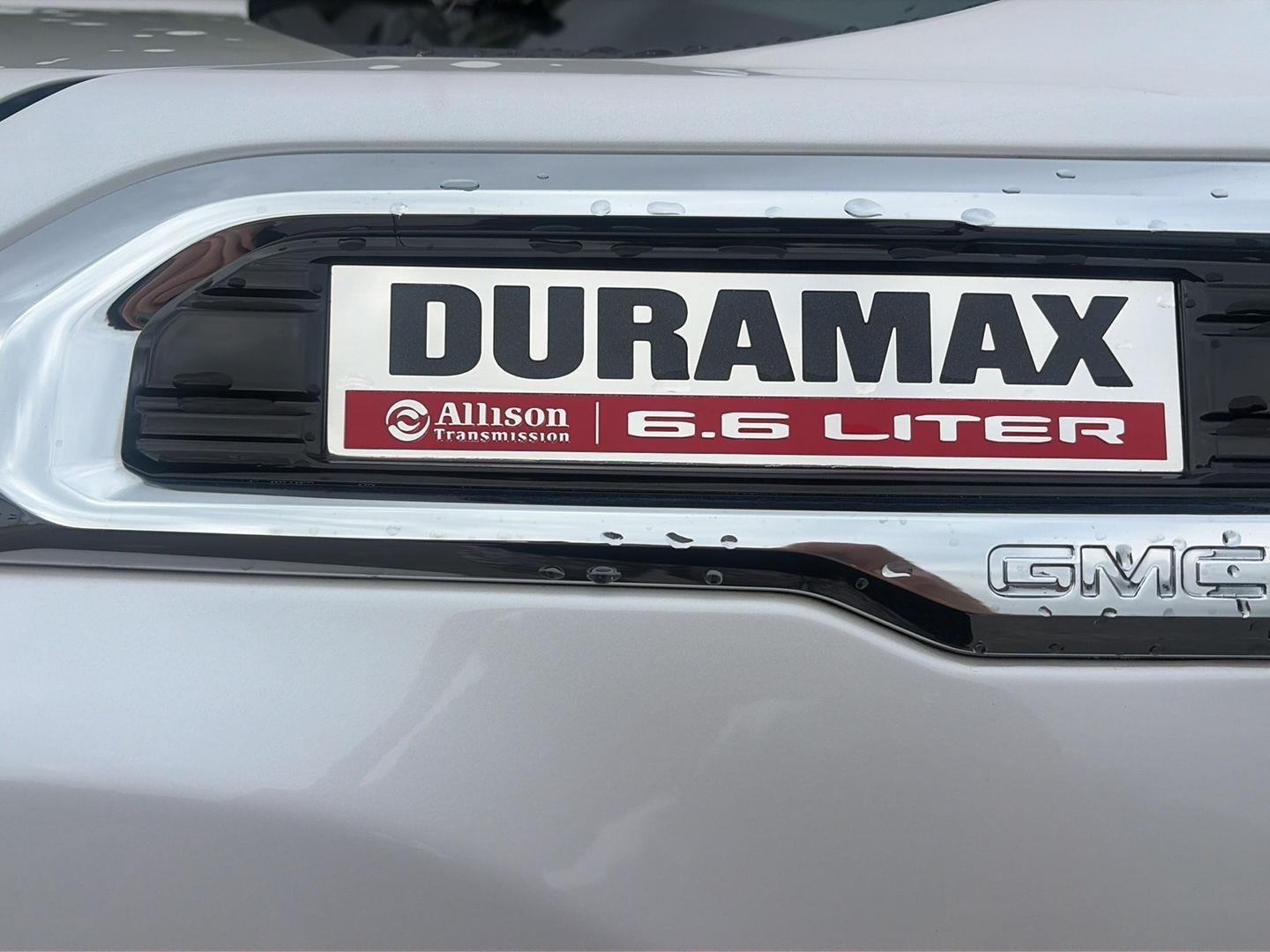 2022 GMC Sierra 2500HD Denali - 11
