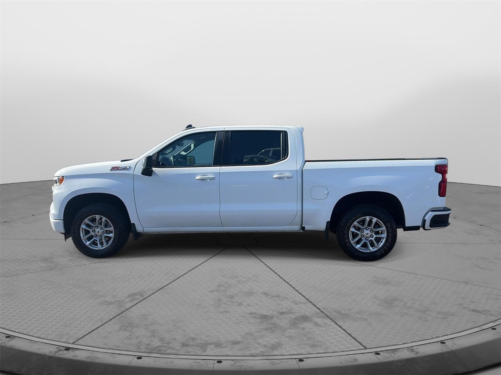 2023 Chevrolet Silverado 1500 RST - 9