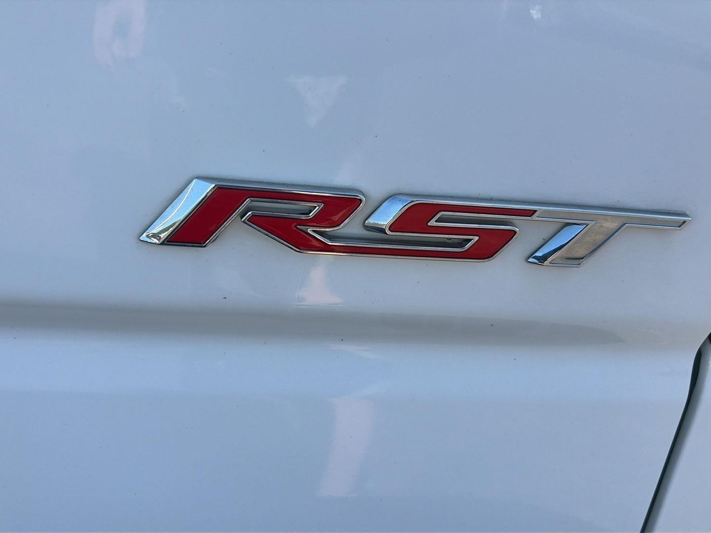 2023 Chevrolet Silverado 1500 RST - 11