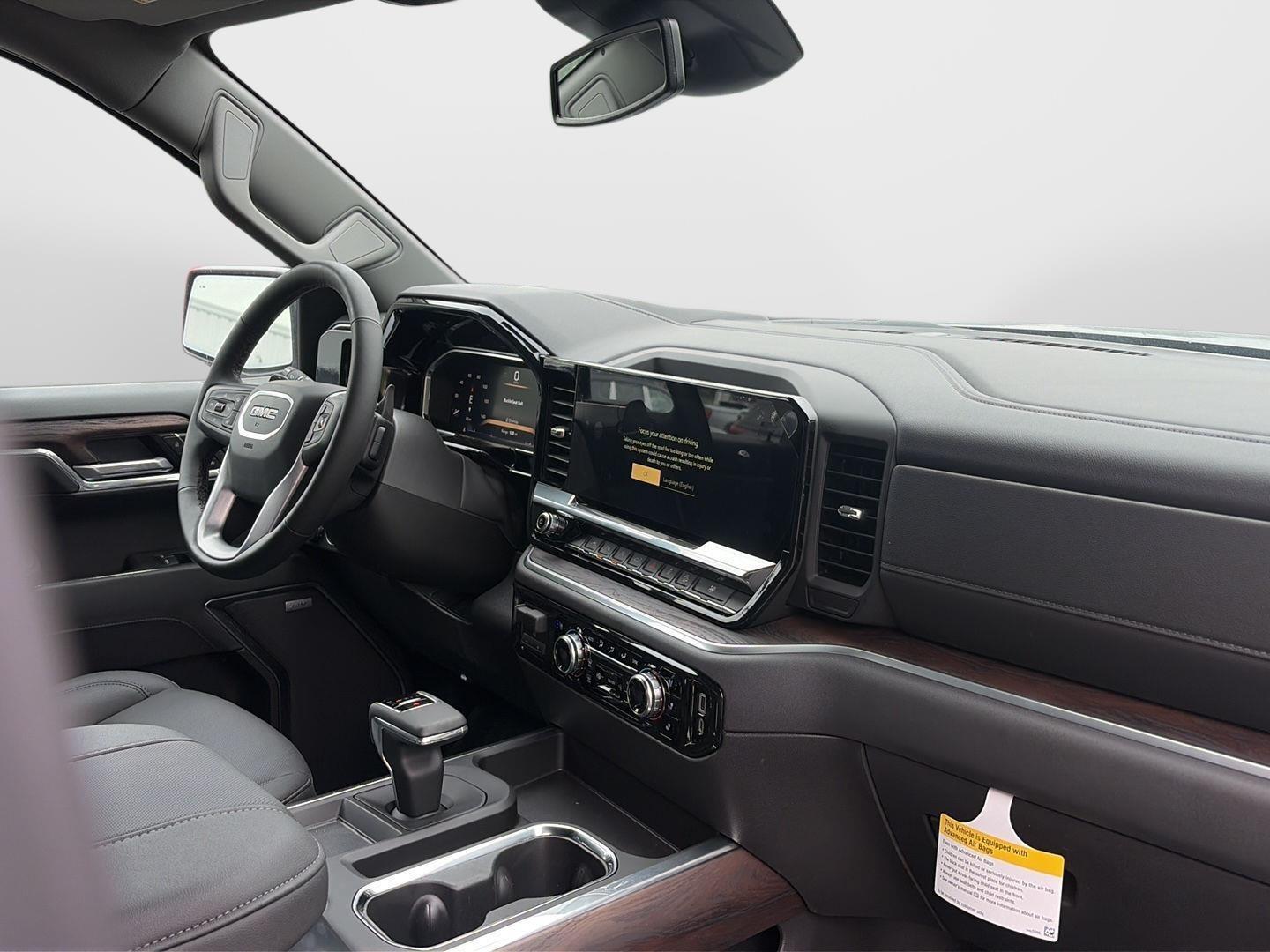2026 GMC Sierra 1500 SLT - 4