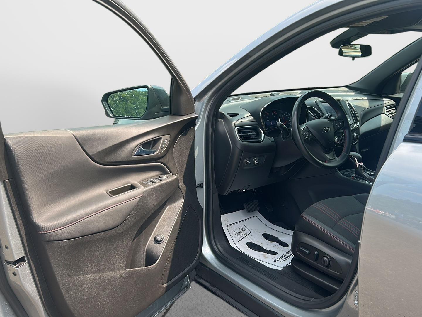 2023 Chevrolet Equinox RS at Braxton Motor Co
