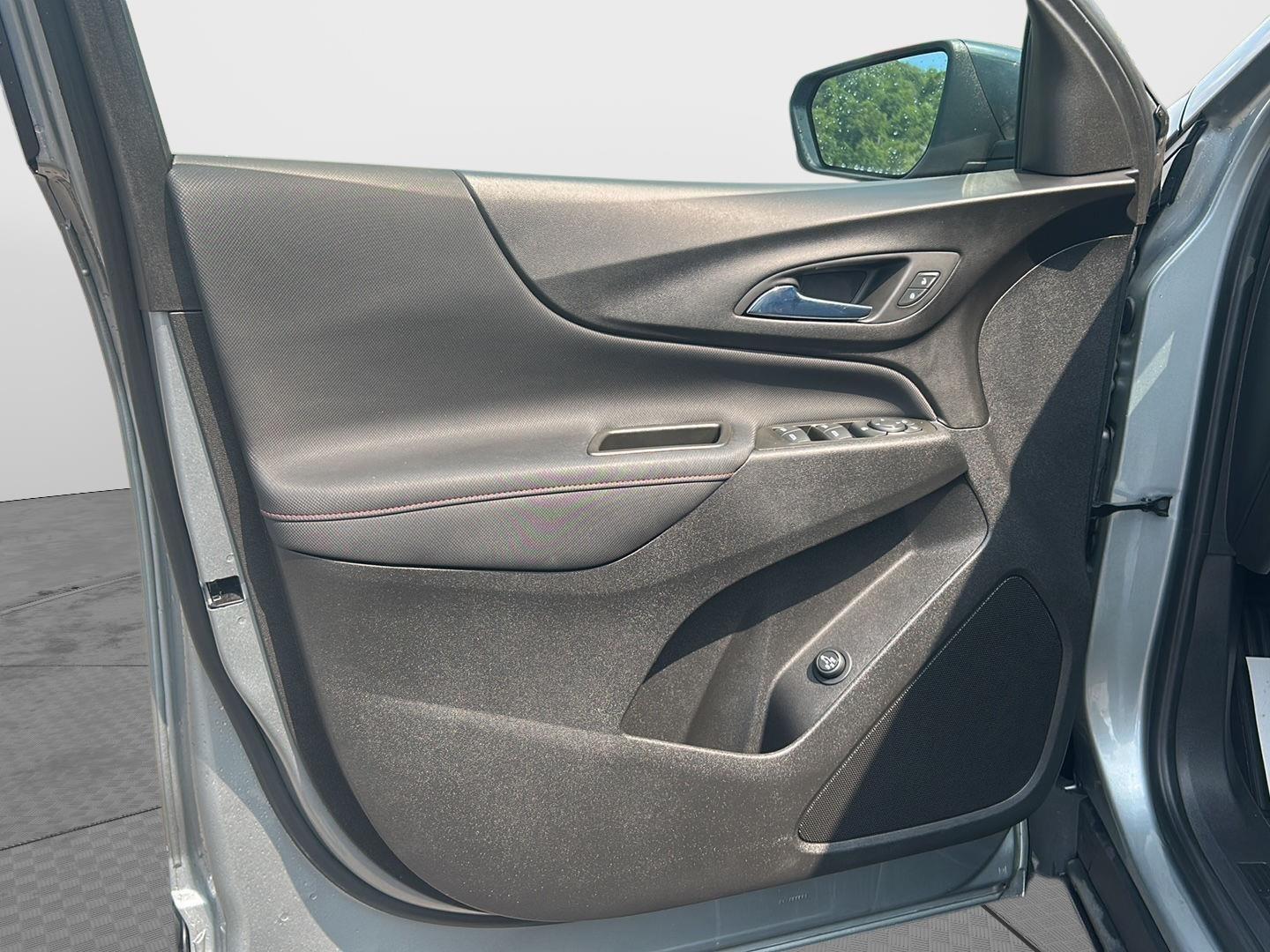2023 Chevrolet Equinox RS at Braxton Motor Co