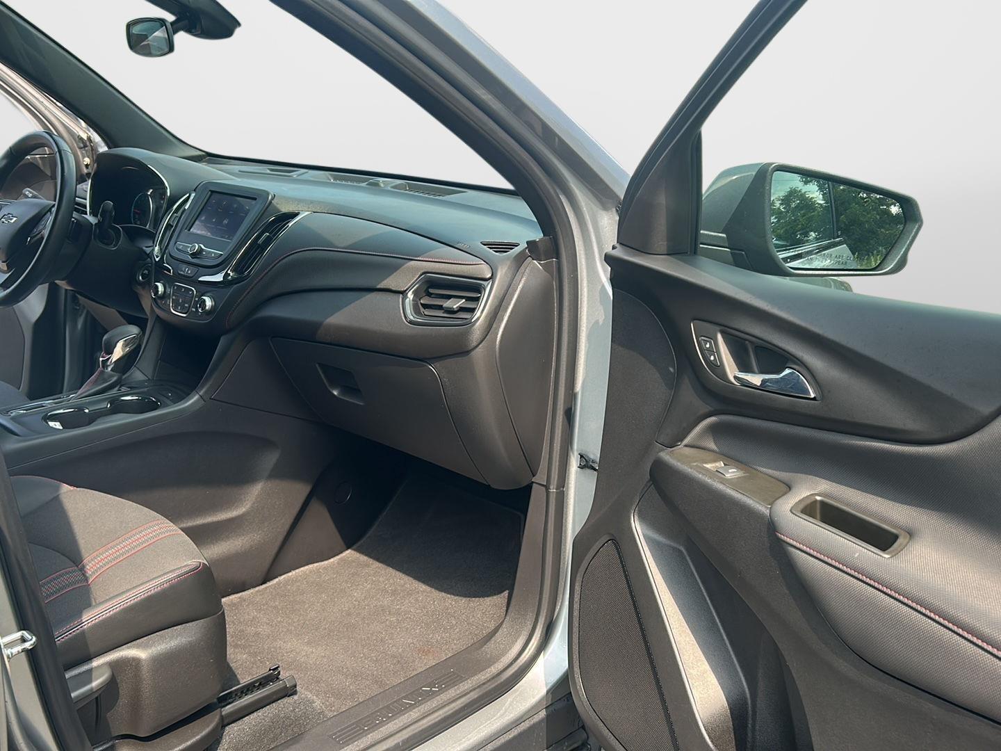 2023 Chevrolet Equinox RS at Braxton Motor Co