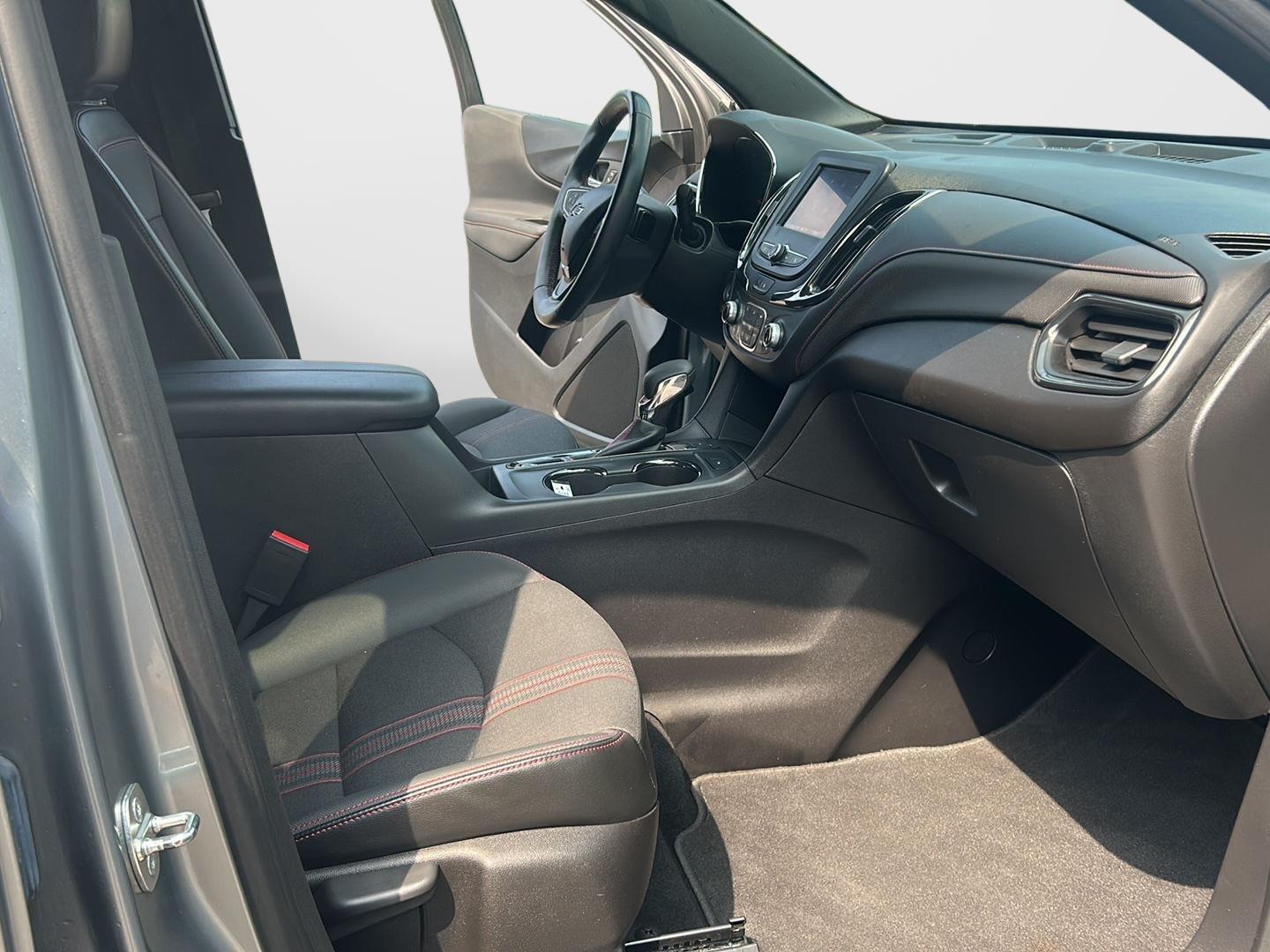 2023 Chevrolet Equinox RS at Braxton Motor Co