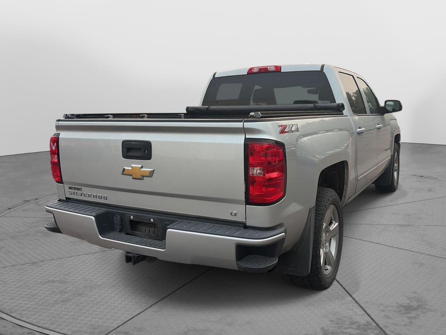 2018 Chevrolet Silverado 1500 LT - 4