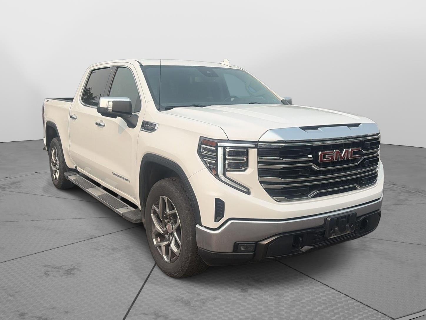 2023 GMC Sierra 1500 SLT - 2