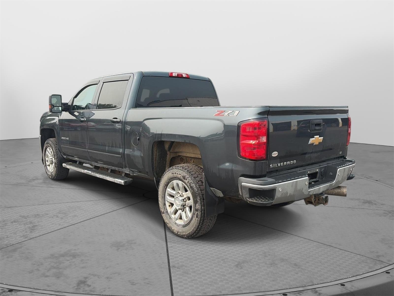 2019 Chevrolet Silverado 2500HD LT - 6