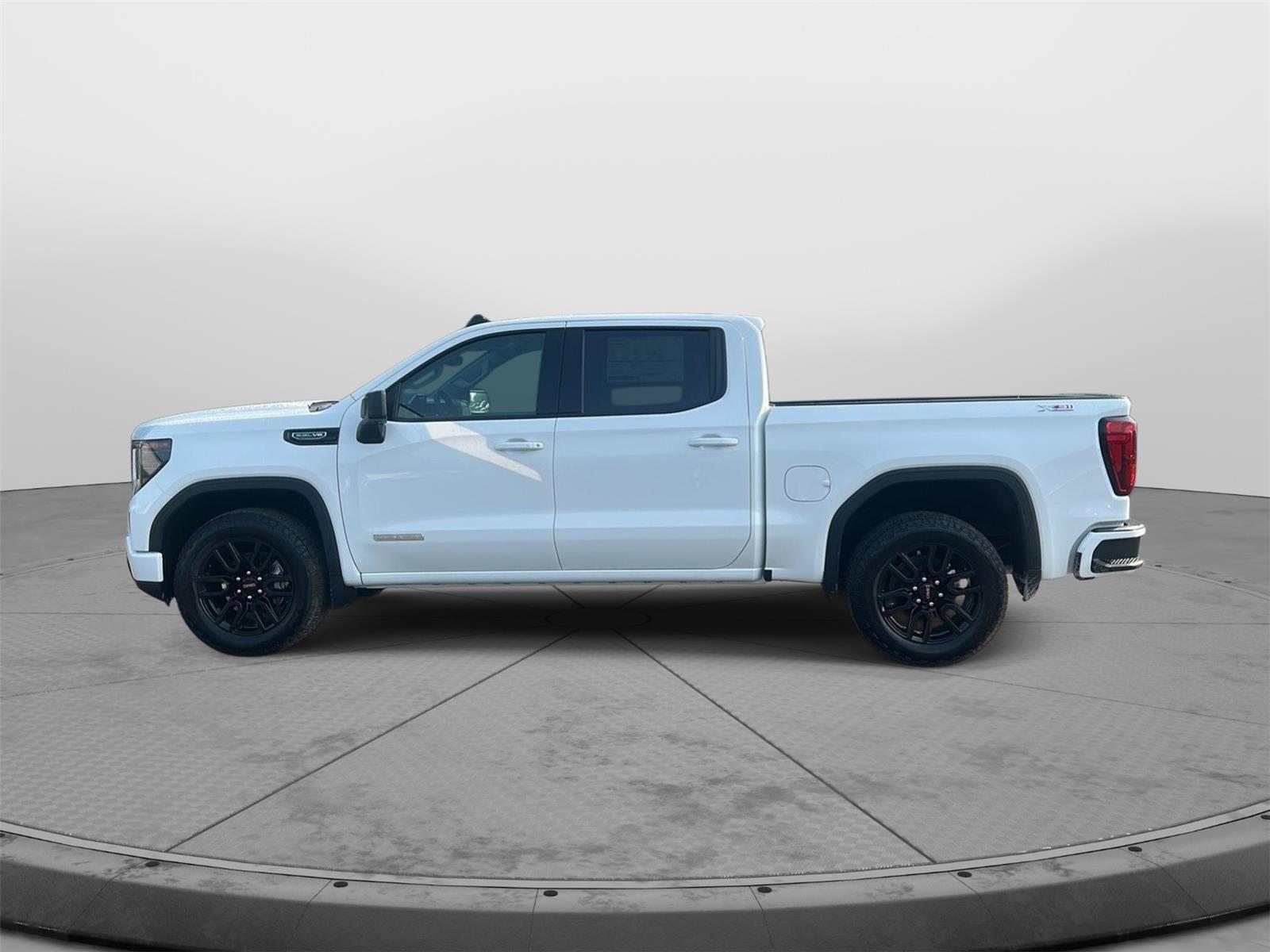 2026 GMC Sierra 1500 Elevation - 9