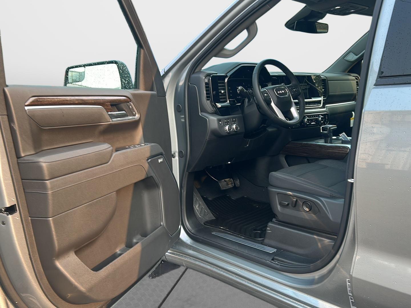 2026 GMC Sierra 1500 Elevation - 10