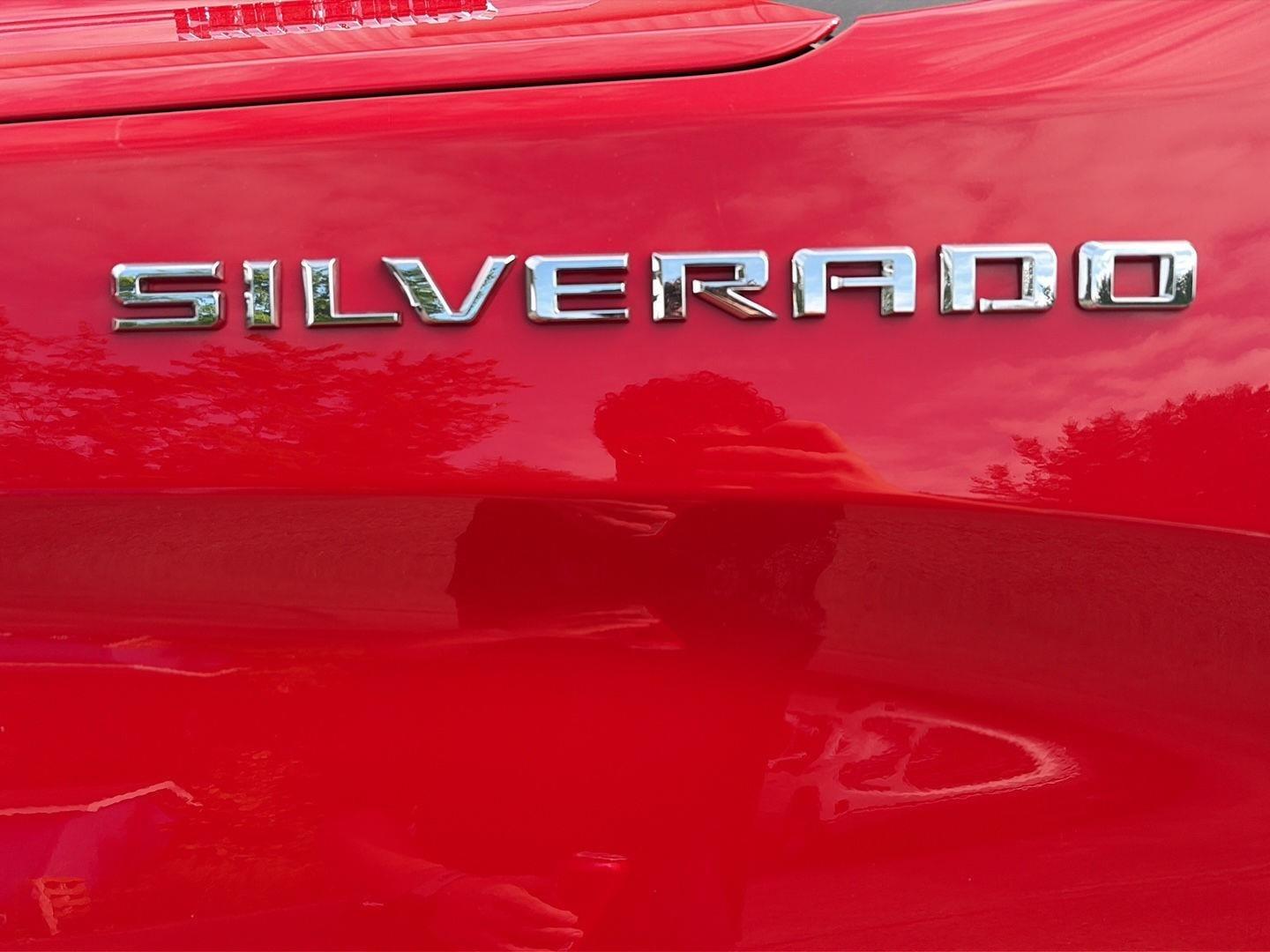 2024 Chevrolet Silverado 1500 LT - 10