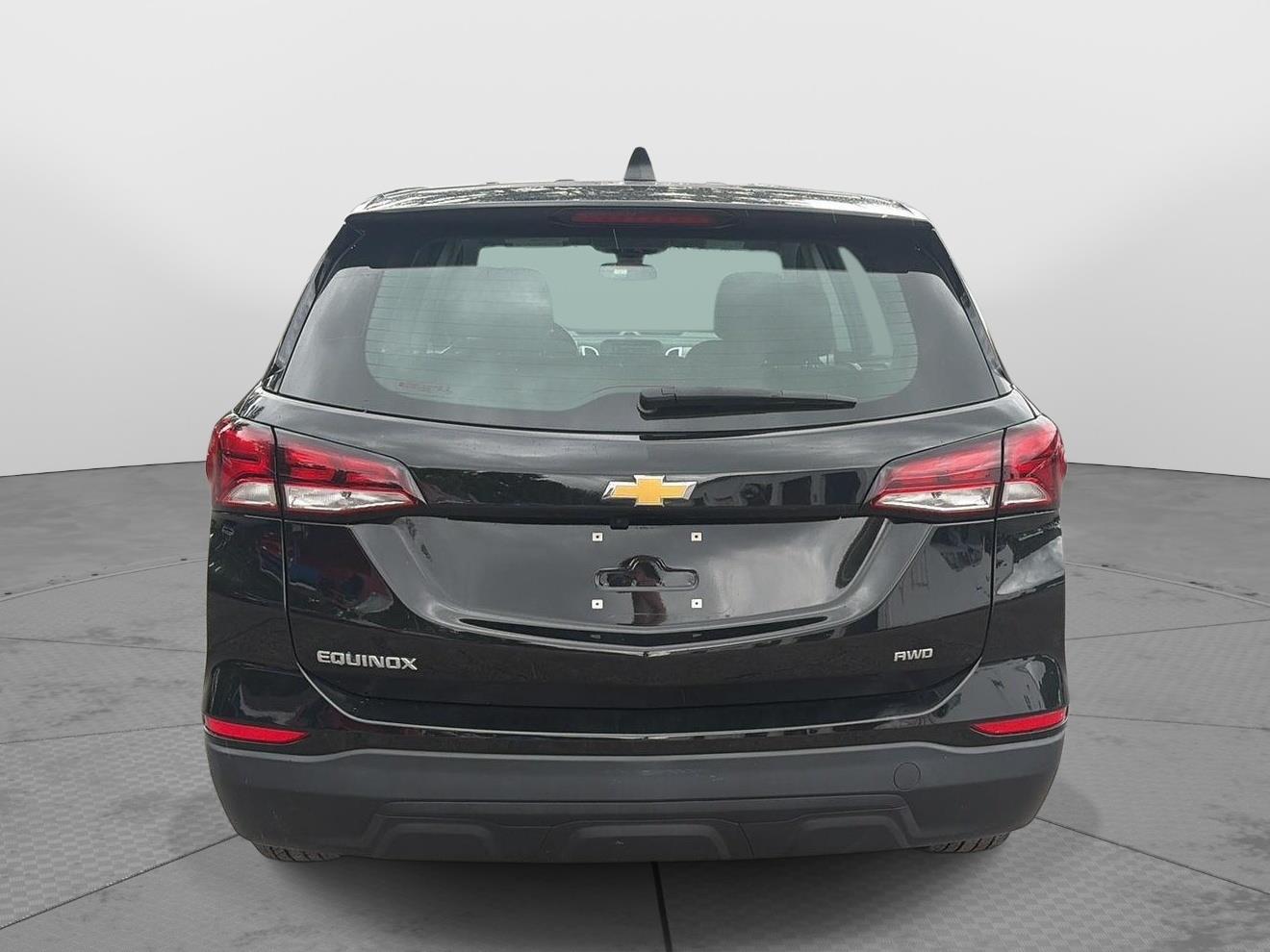 2023 Chevrolet Equinox photo 5 of 35