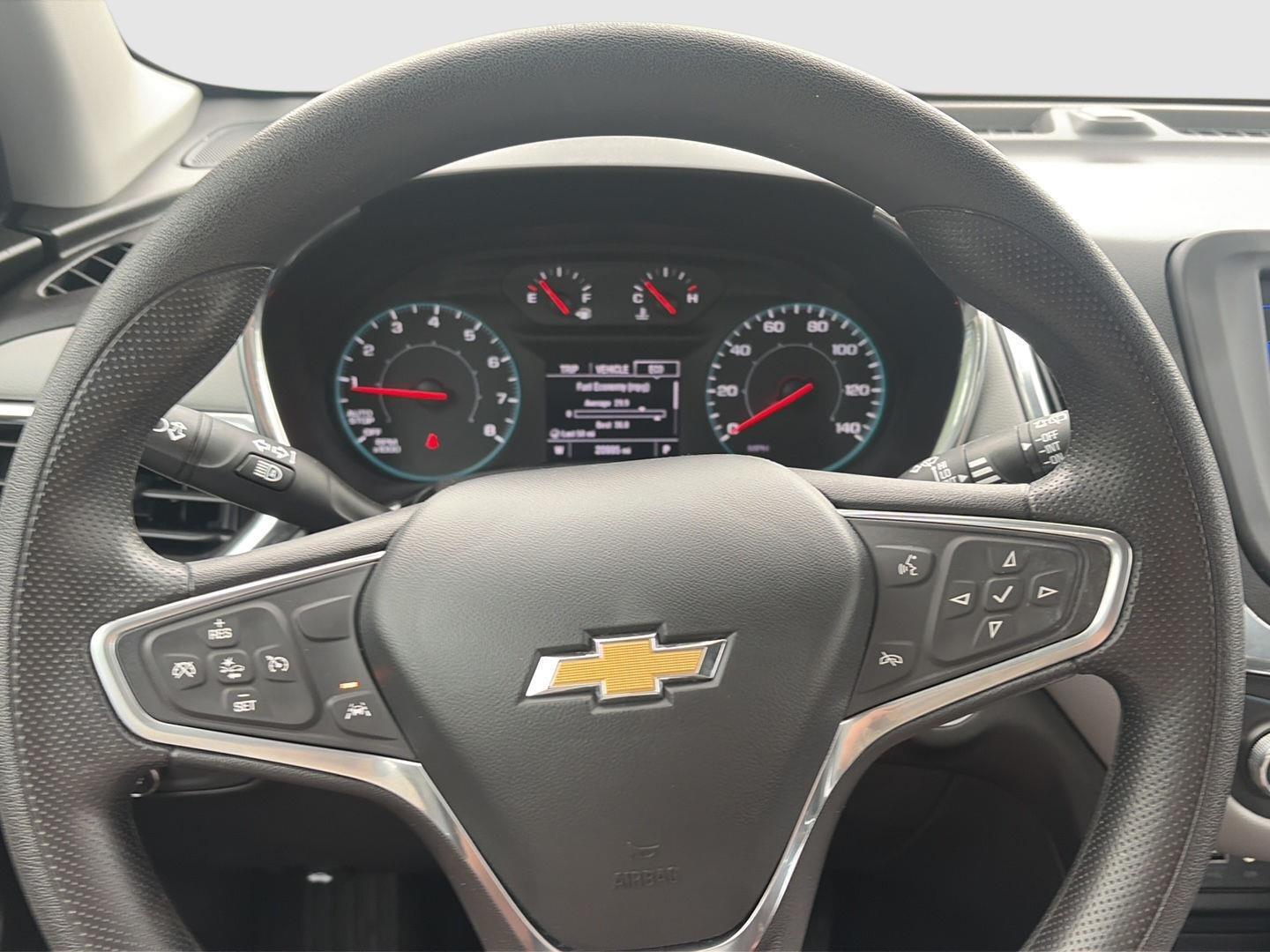 2023 Chevrolet Equinox photo 11 of 35