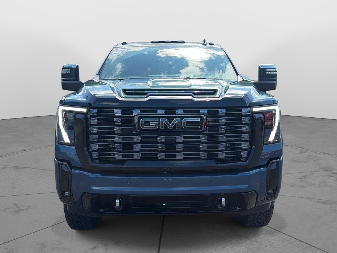2026 GMC Sierra 2500HD photo 2 of 58