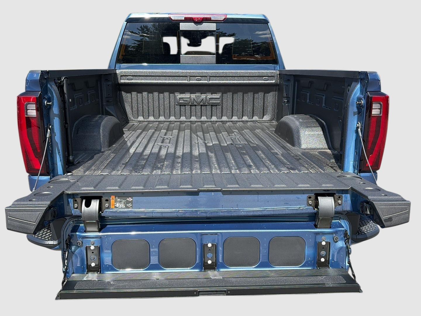 2026 GMC Sierra 2500HD photo 14 of 58