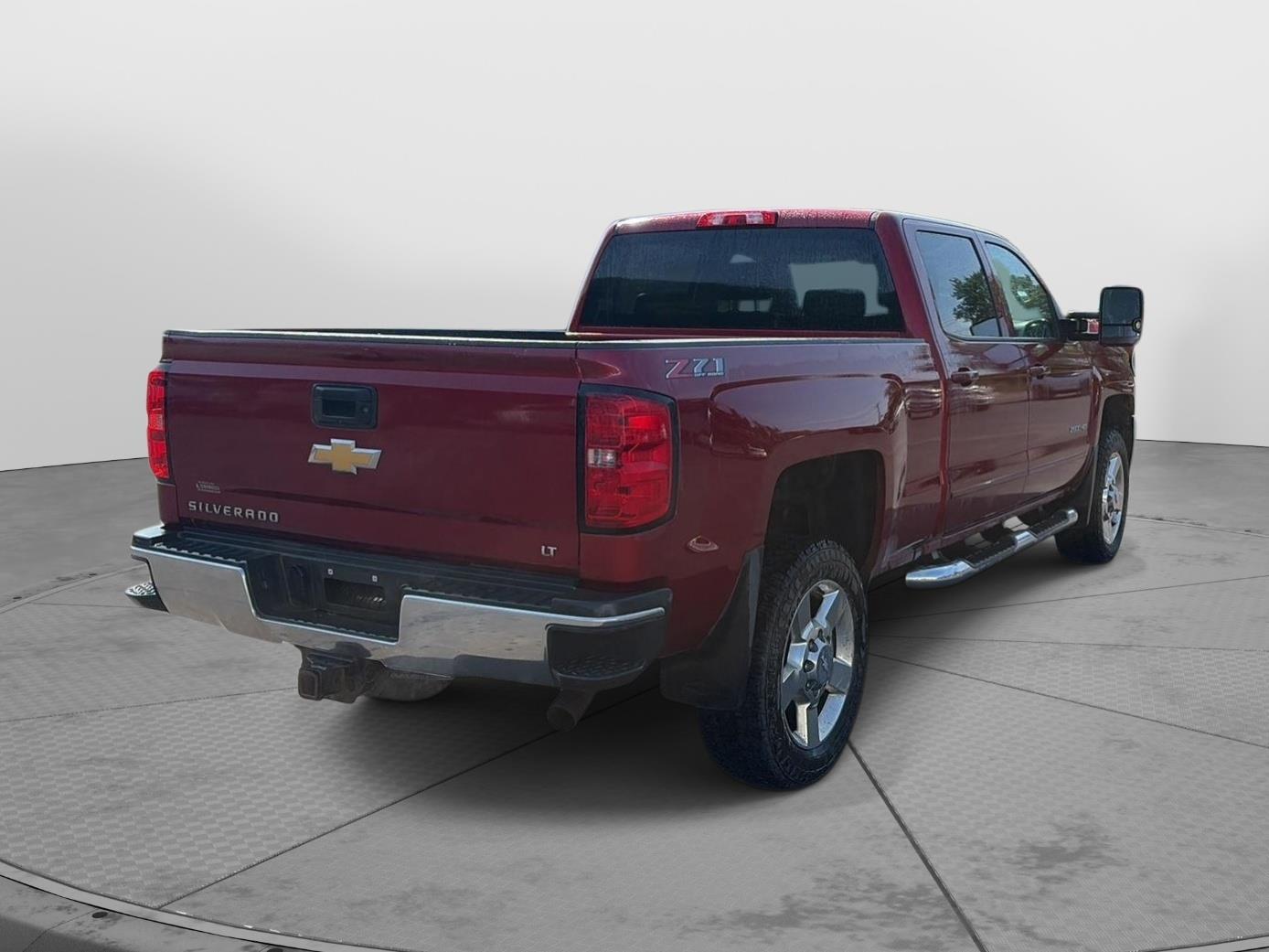 2019 Chevrolet Silverado 2500HD LT - 4