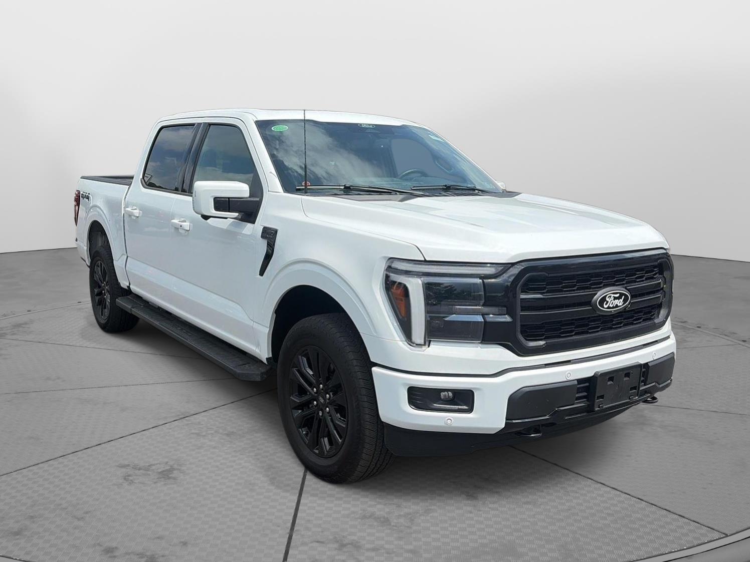 2026 Ford F-150 LARIAT - 2