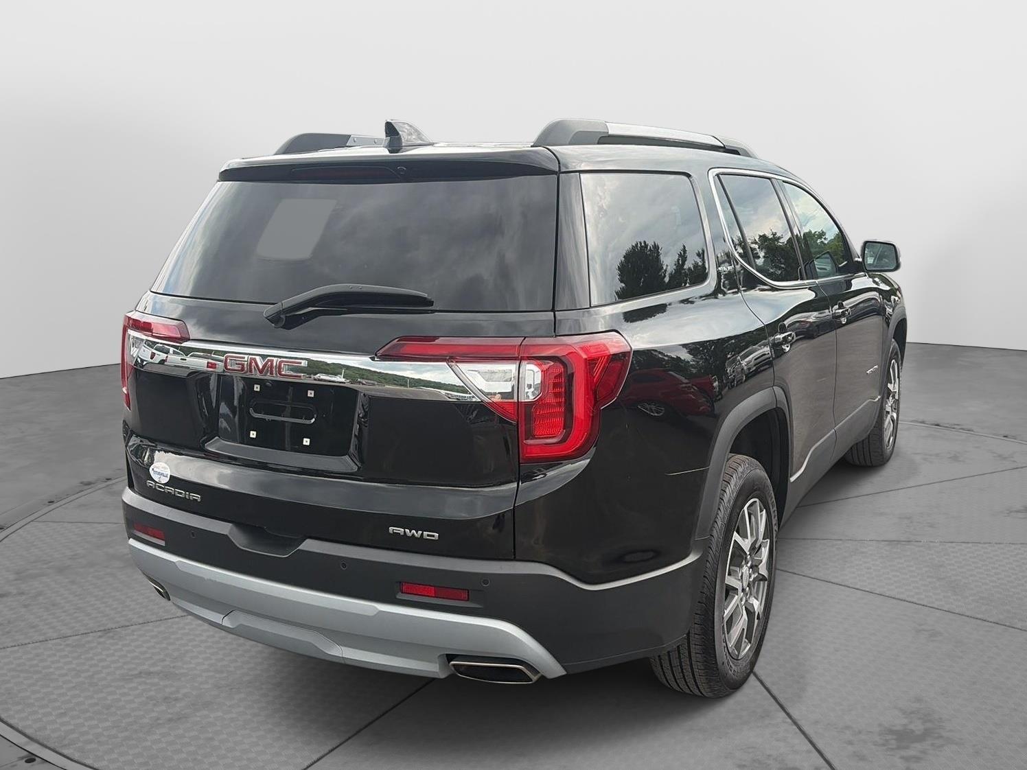2023 GMC Acadia SLE - 4