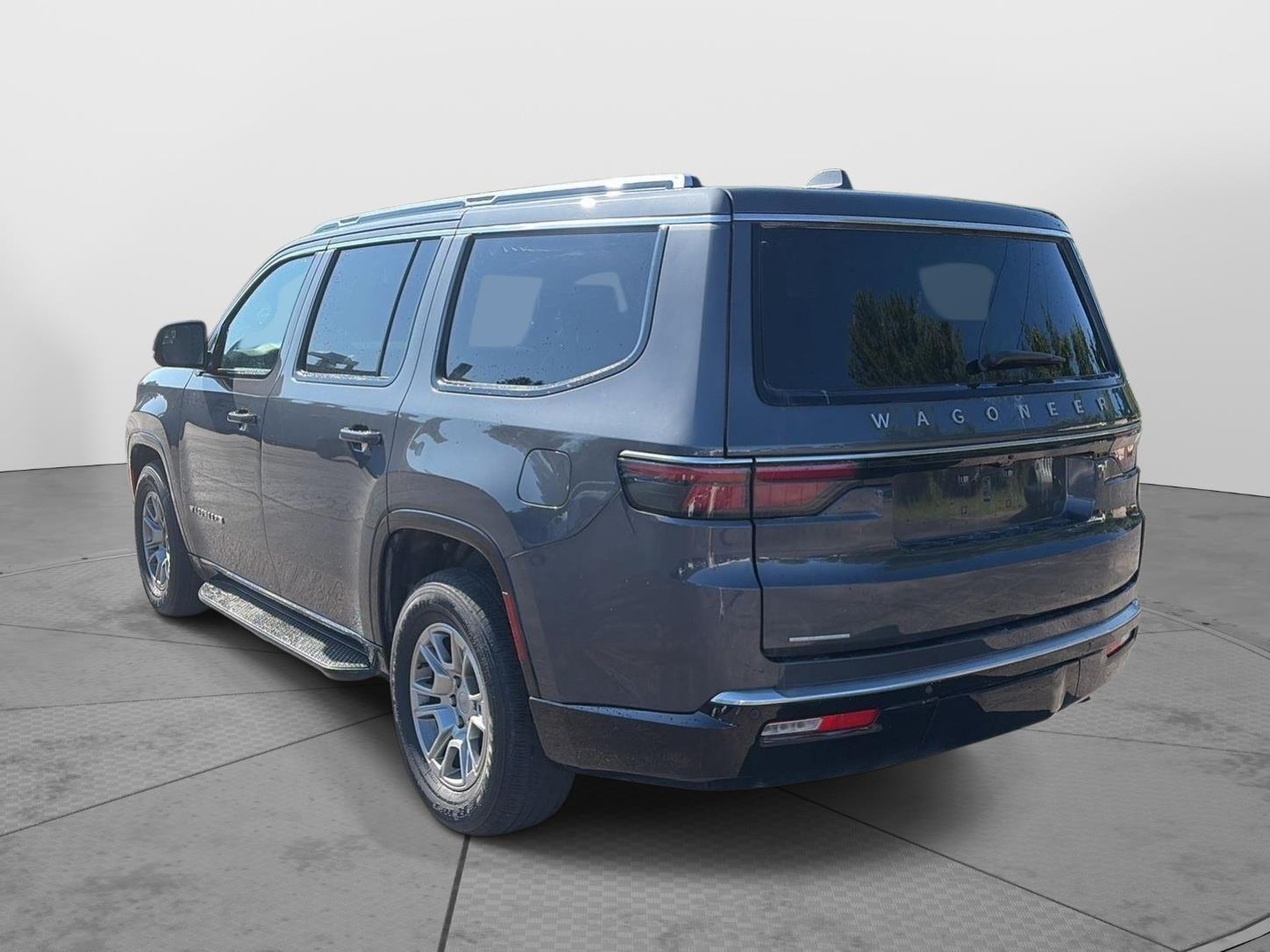2023 Jeep Wagoneer BASE - 6