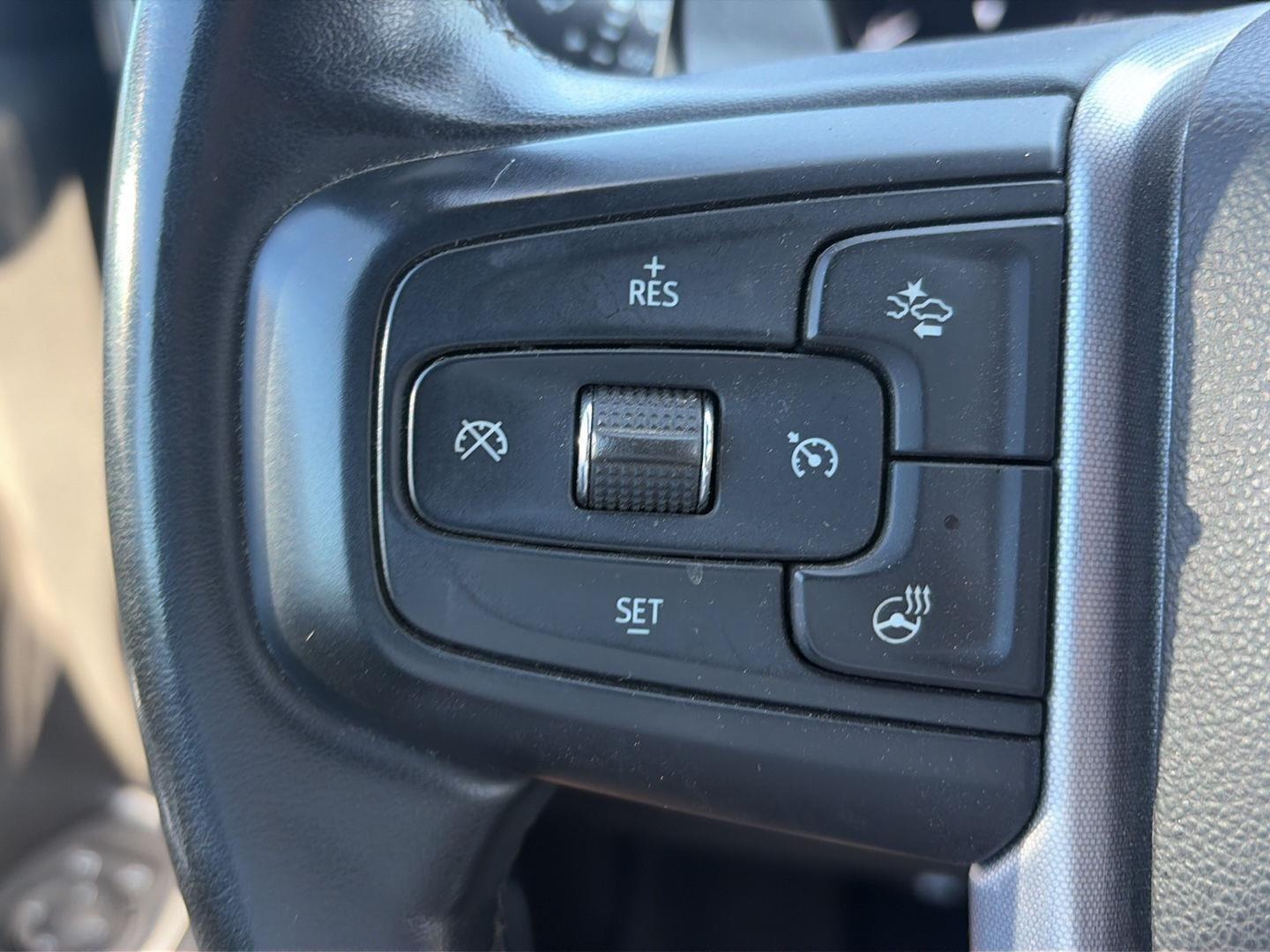 2023 GMC Sierra 1500 SLT - 10